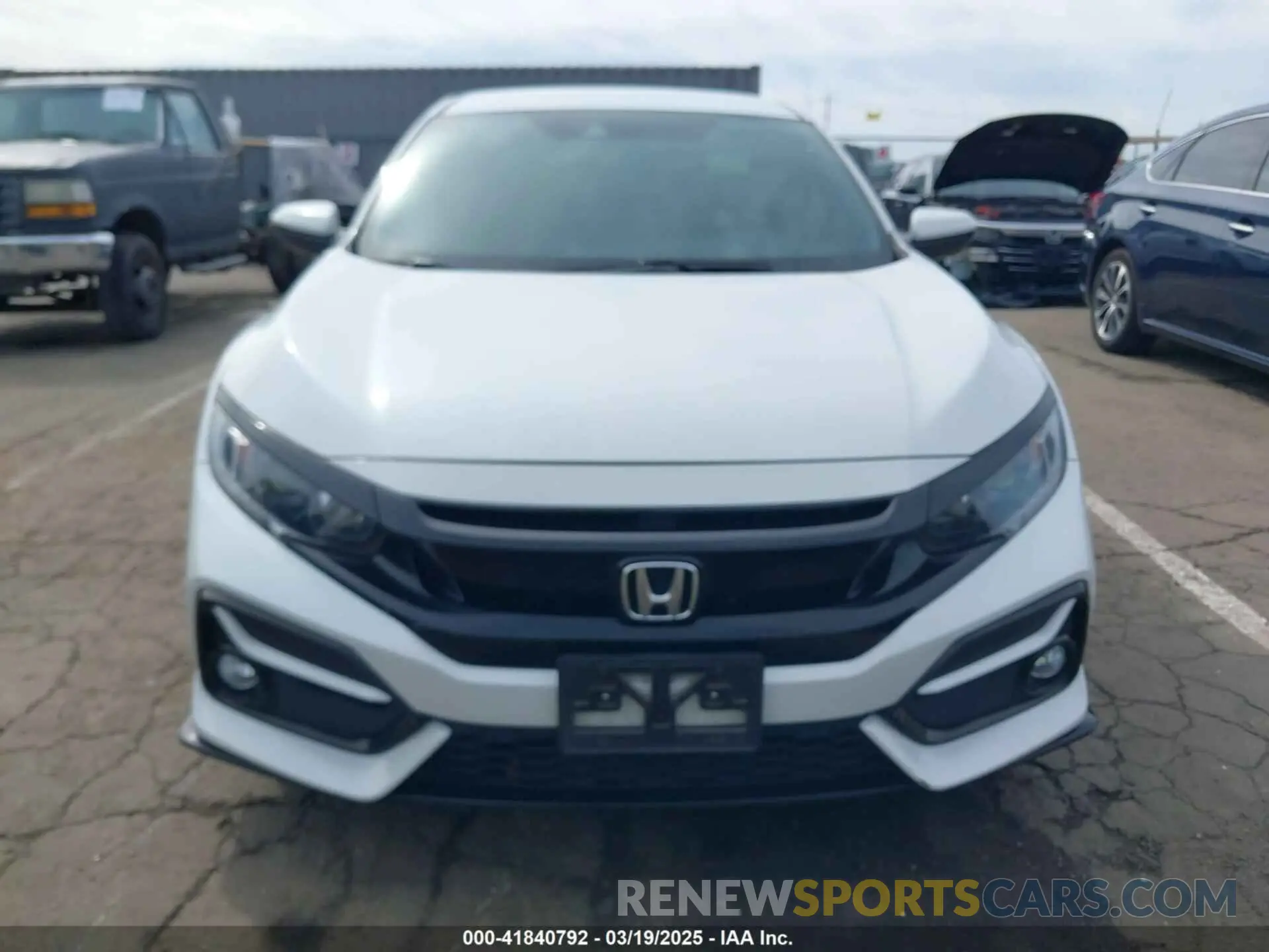 12 Photograph of a damaged car SHHFK7H46MU414023 HONDA CIVIC 2021