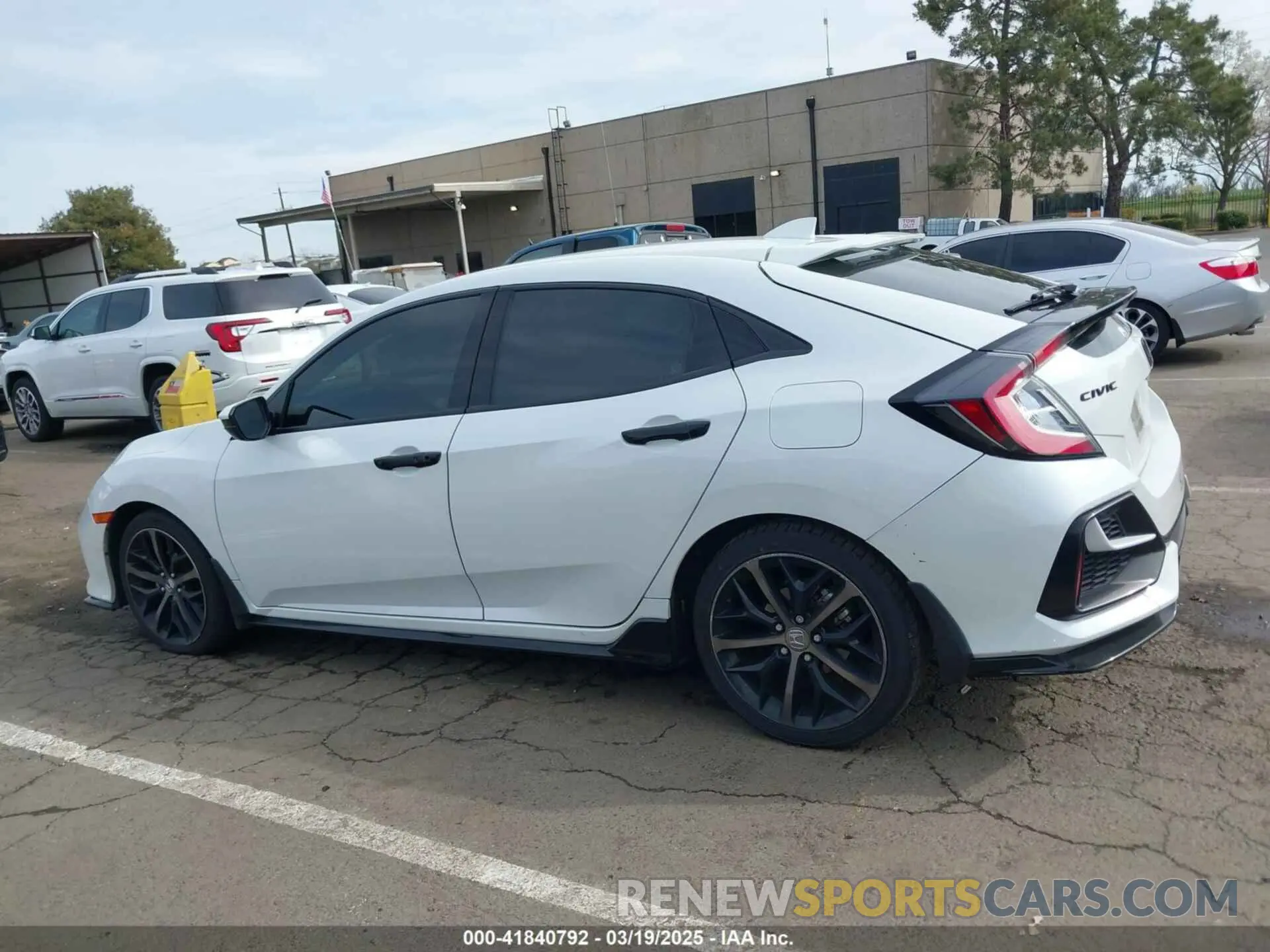 14 Photograph of a damaged car SHHFK7H46MU414023 HONDA CIVIC 2021