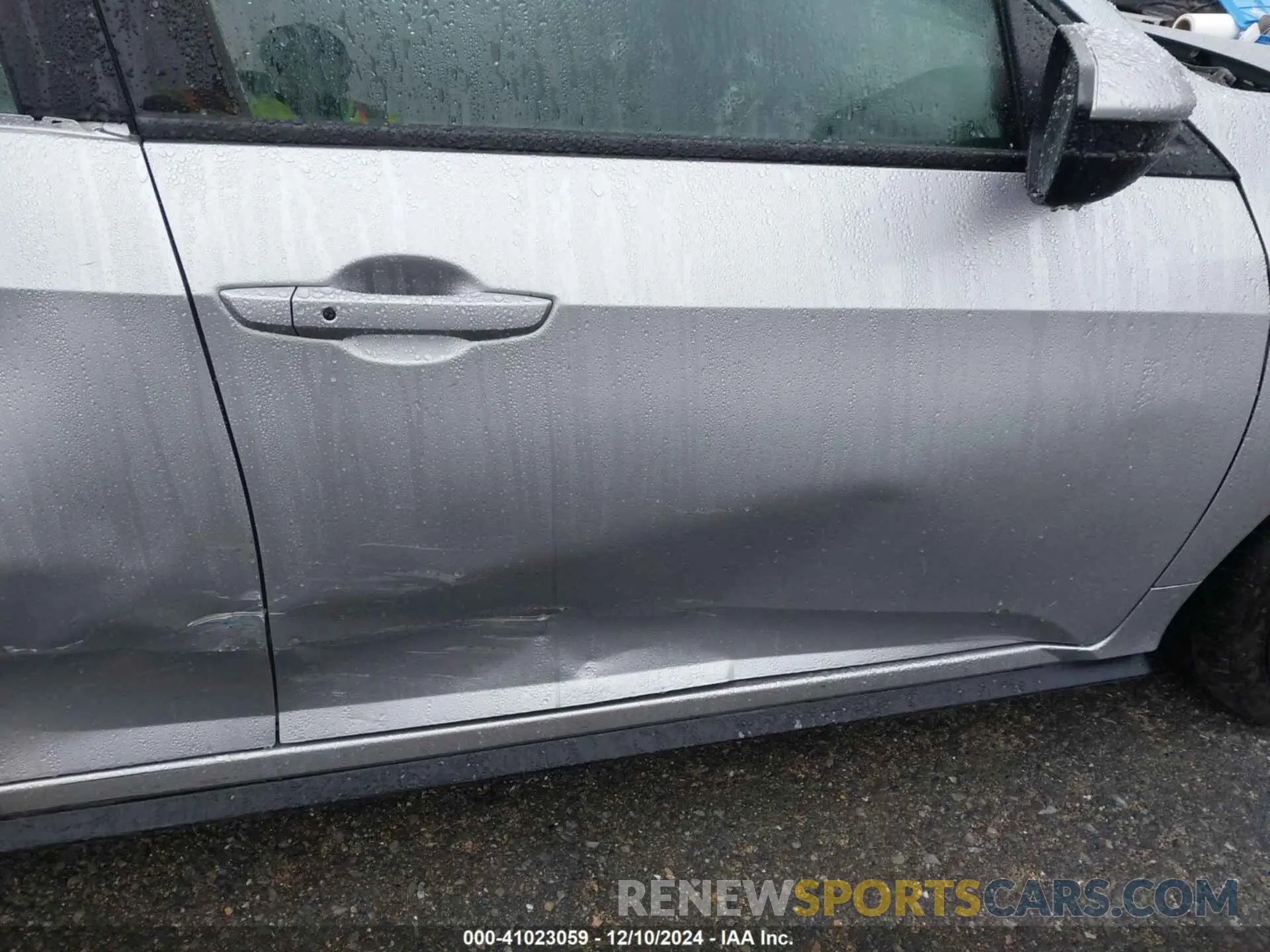 19 Photograph of a damaged car SHHFK7H46MU423627 HONDA CIVIC 2021