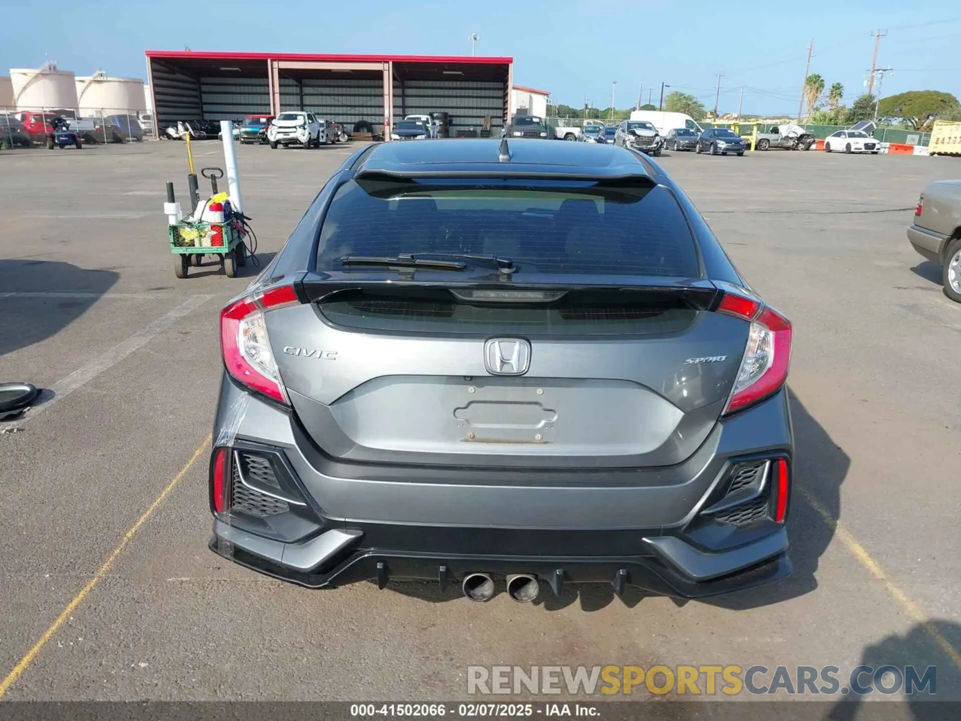 17 Photograph of a damaged car SHHFK7H47MU210265 HONDA CIVIC 2021