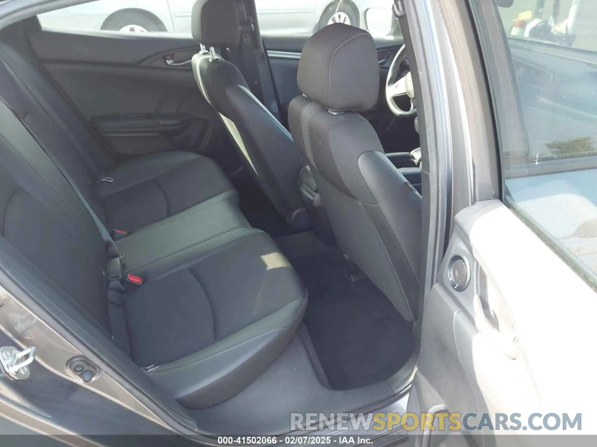 8 Photograph of a damaged car SHHFK7H47MU210265 HONDA CIVIC 2021