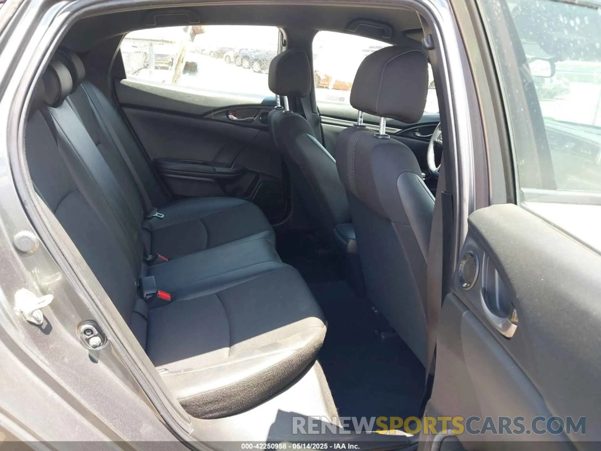 8 Photograph of a damaged car SHHFK7H47MU223498 HONDA CIVIC 2021