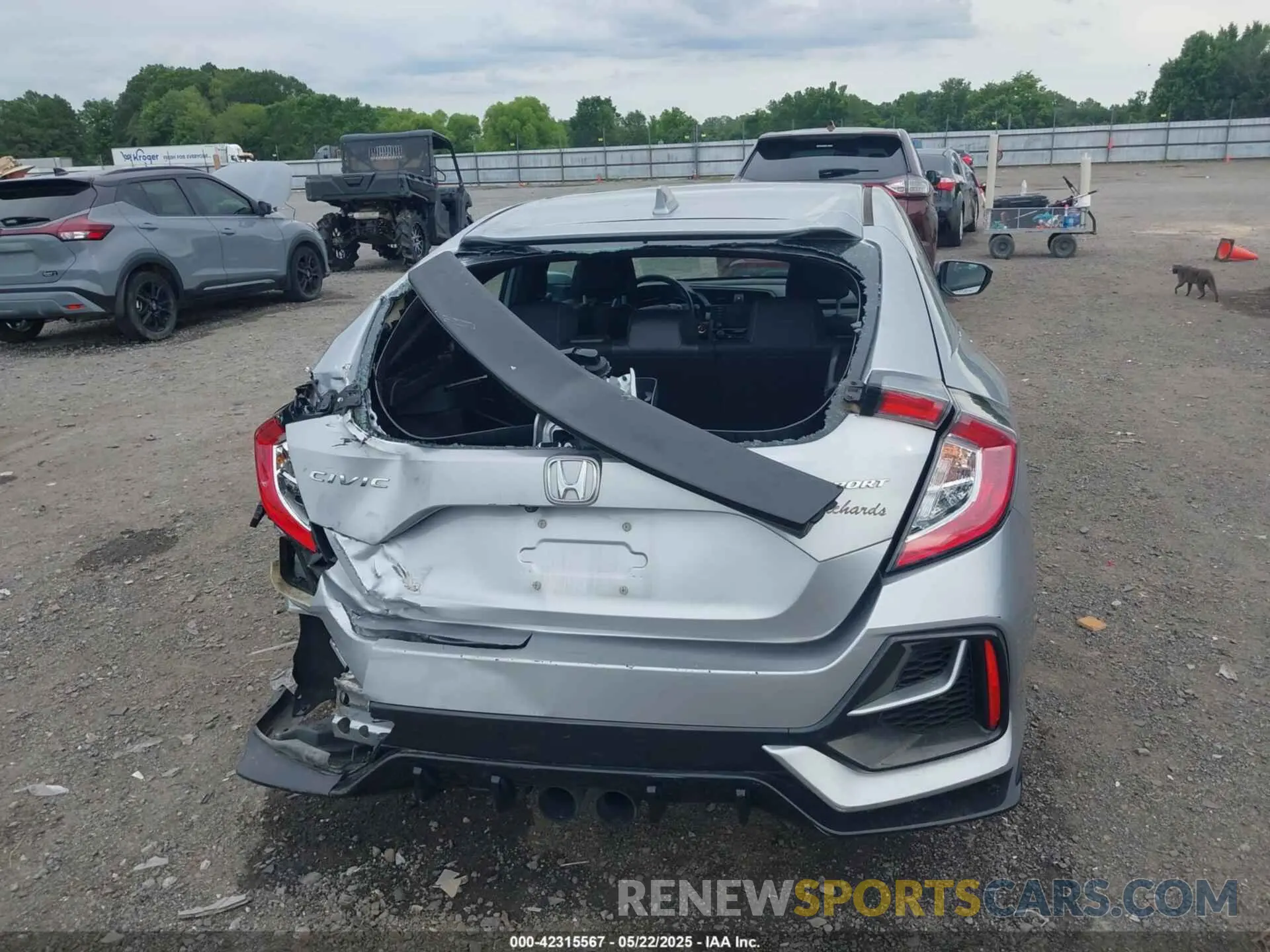 17 Photograph of a damaged car SHHFK7H48MU228712 HONDA CIVIC 2021