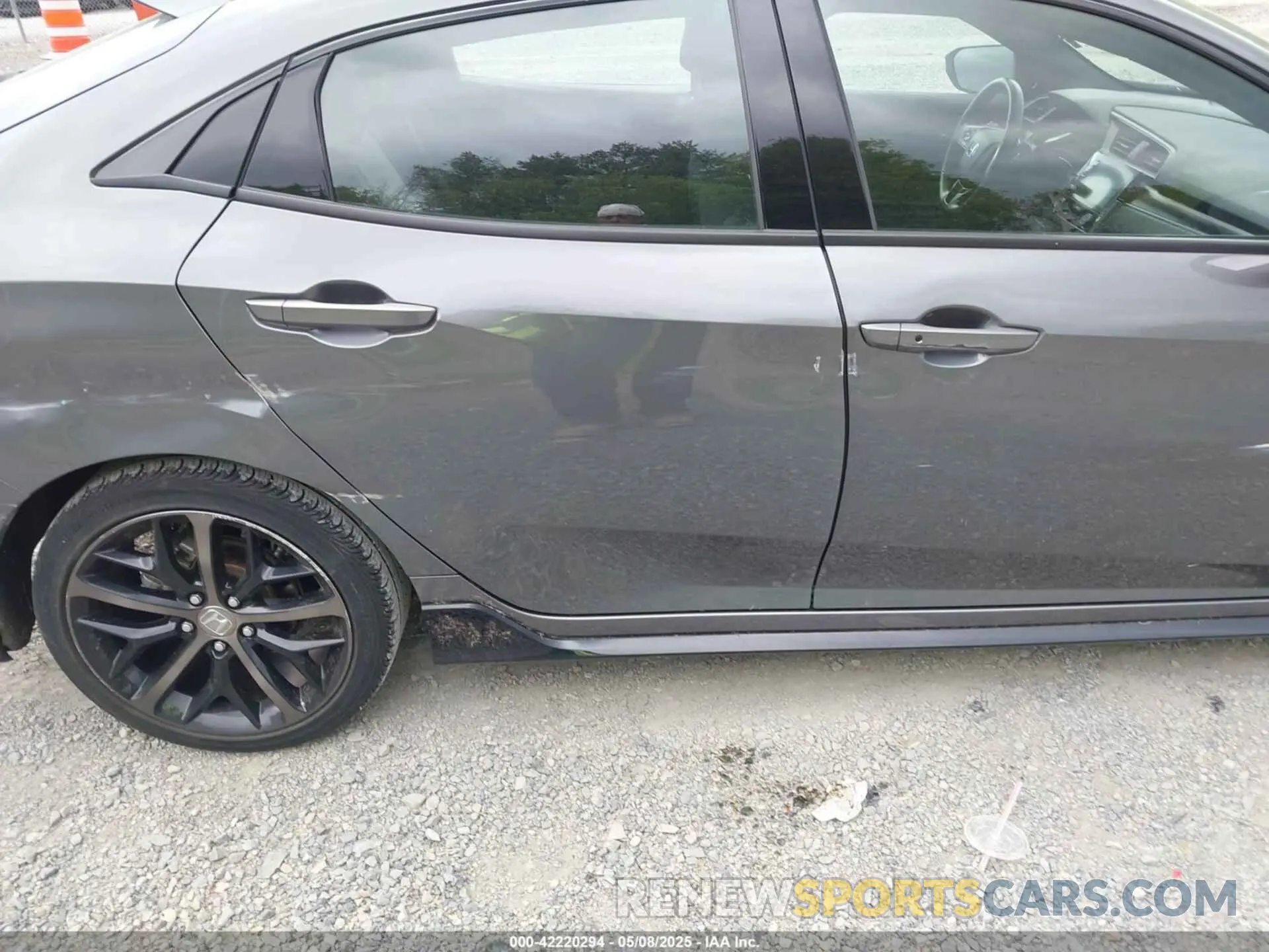 19 Photograph of a damaged car SHHFK7H48MU231691 HONDA CIVIC 2021