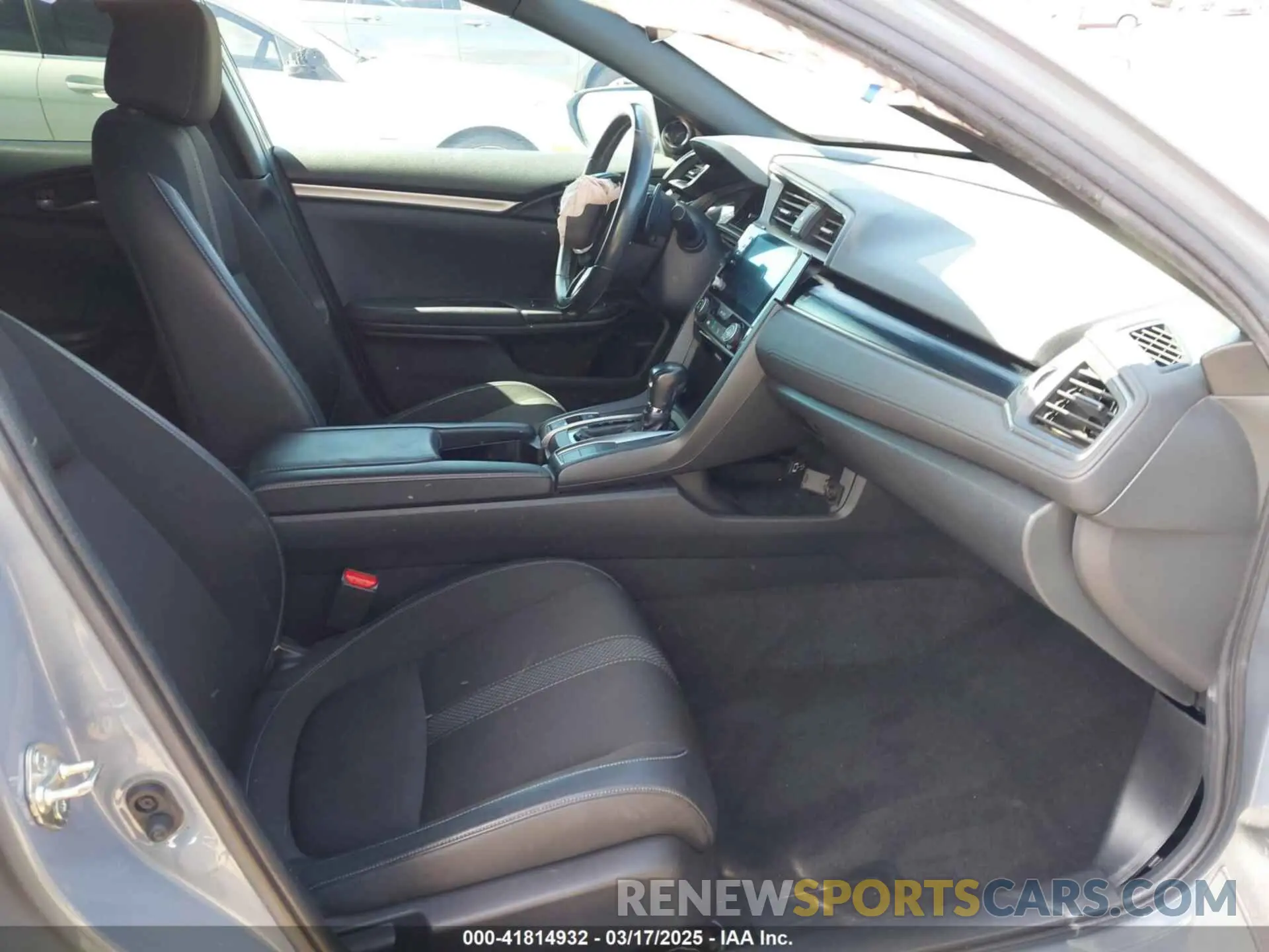 5 Photograph of a damaged car SHHFK7H48MU400947 HONDA CIVIC 2021