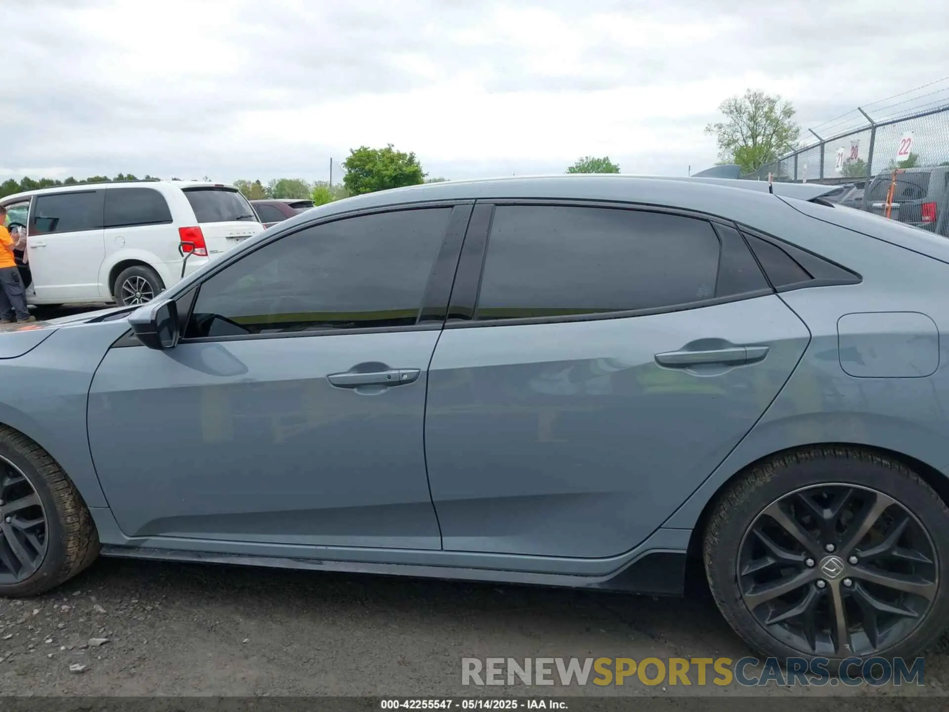 14 Photograph of a damaged car SHHFK7H48MU405453 HONDA CIVIC 2021