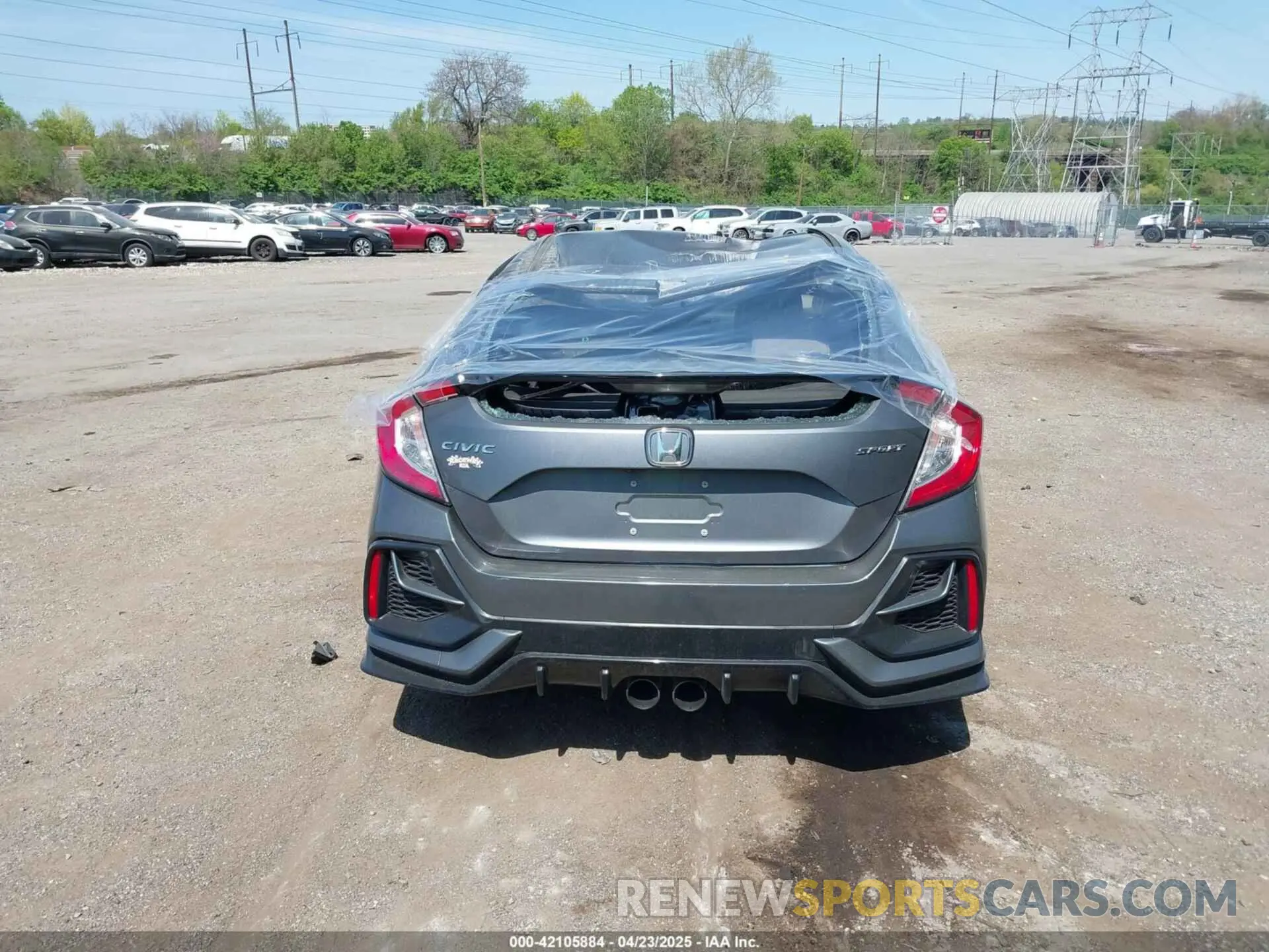 17 Photograph of a damaged car SHHFK7H49MU412153 HONDA CIVIC 2021