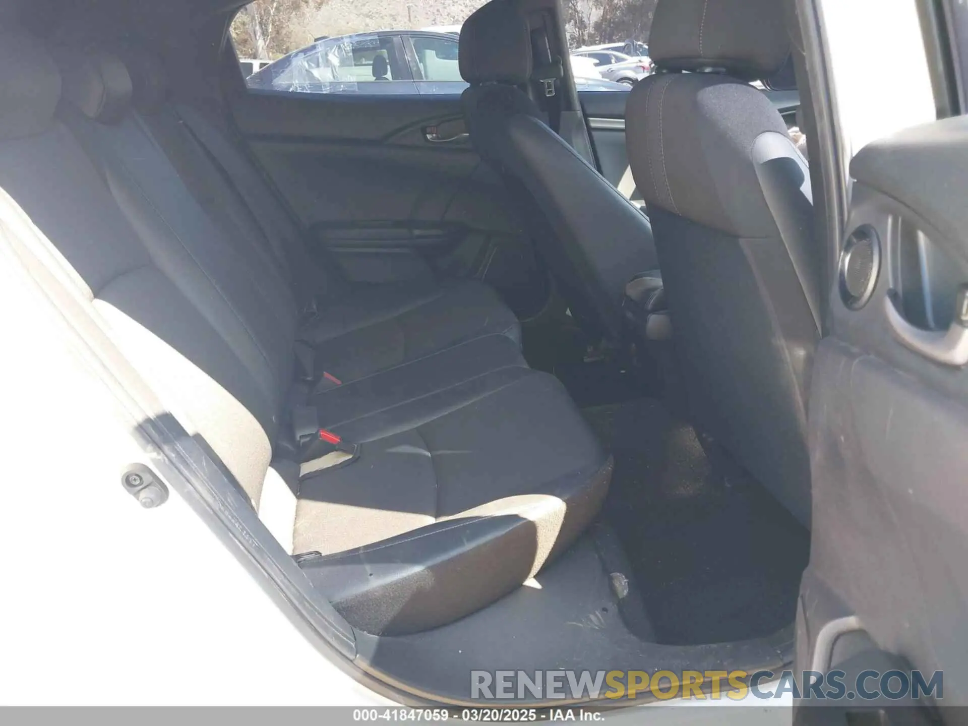 8 Photograph of a damaged car SHHFK7H49MU423962 HONDA CIVIC 2021