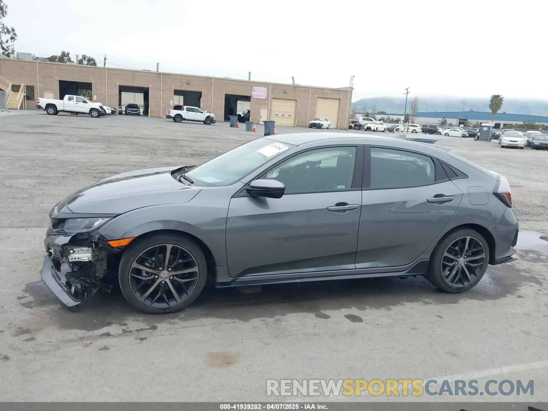 14 Photograph of a damaged car SHHFK7H49MU426845 HONDA CIVIC 2021