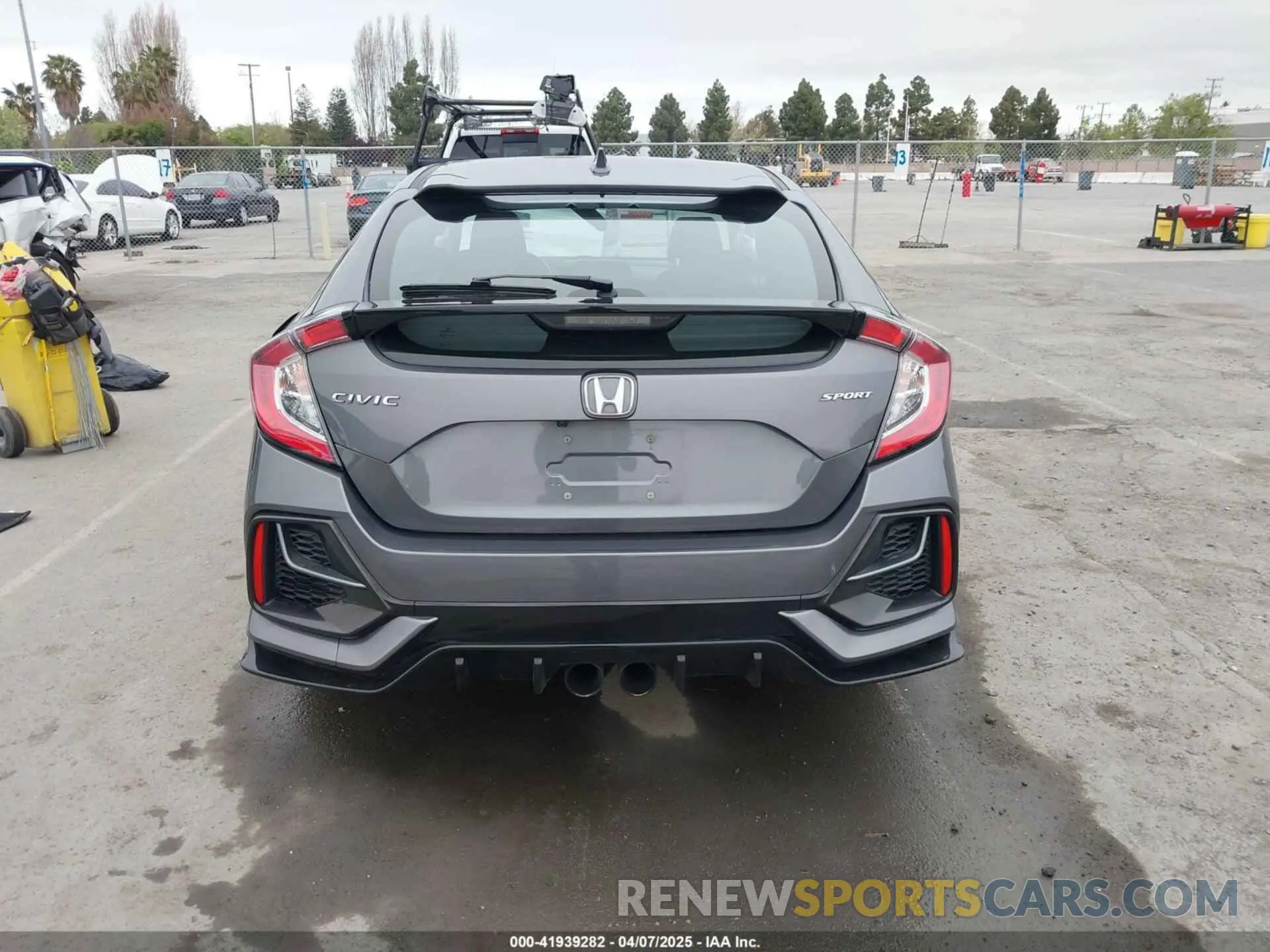 16 Photograph of a damaged car SHHFK7H49MU426845 HONDA CIVIC 2021