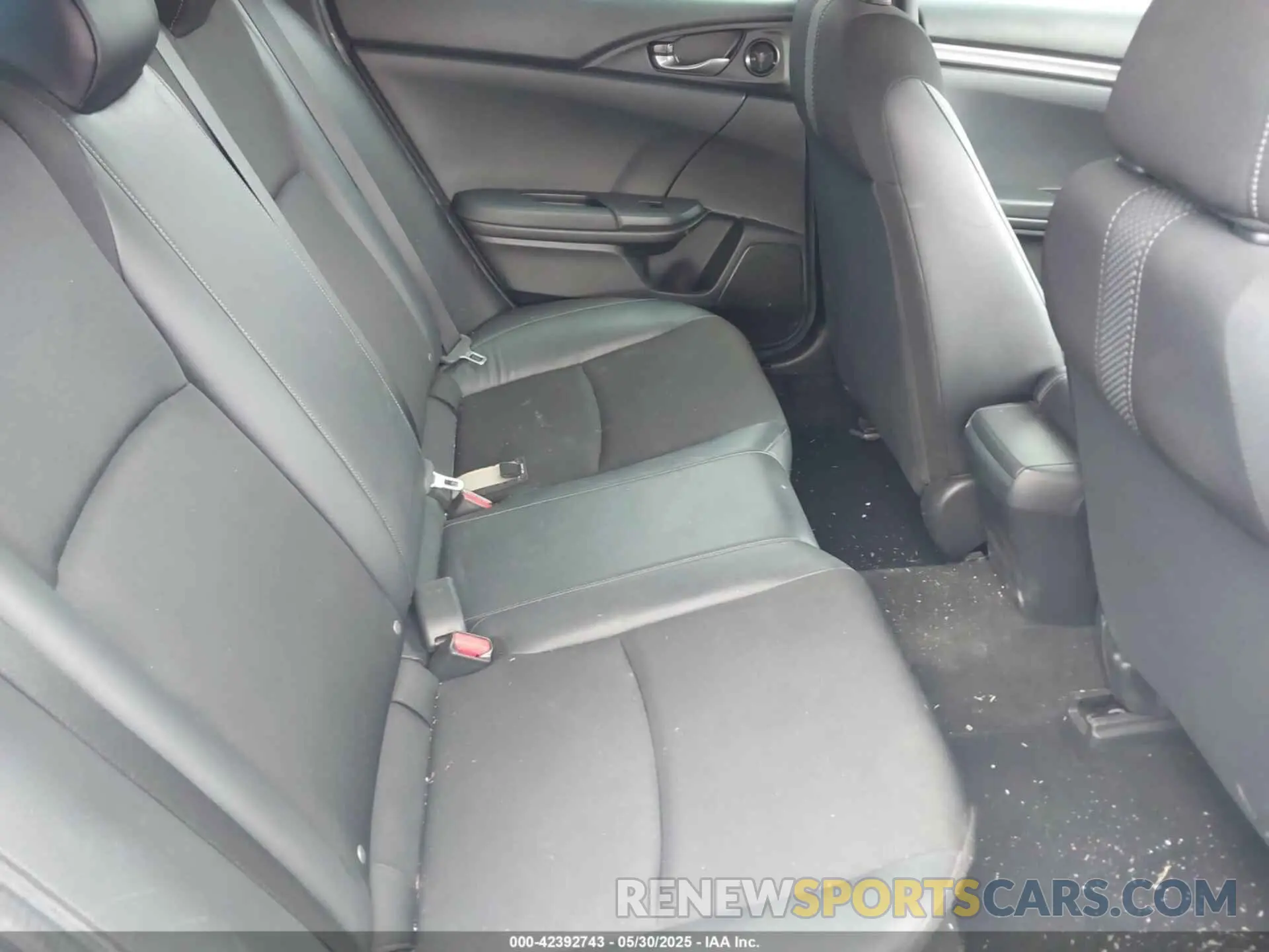 8 Photograph of a damaged car SHHFK7H4XMU204184 HONDA CIVIC 2021