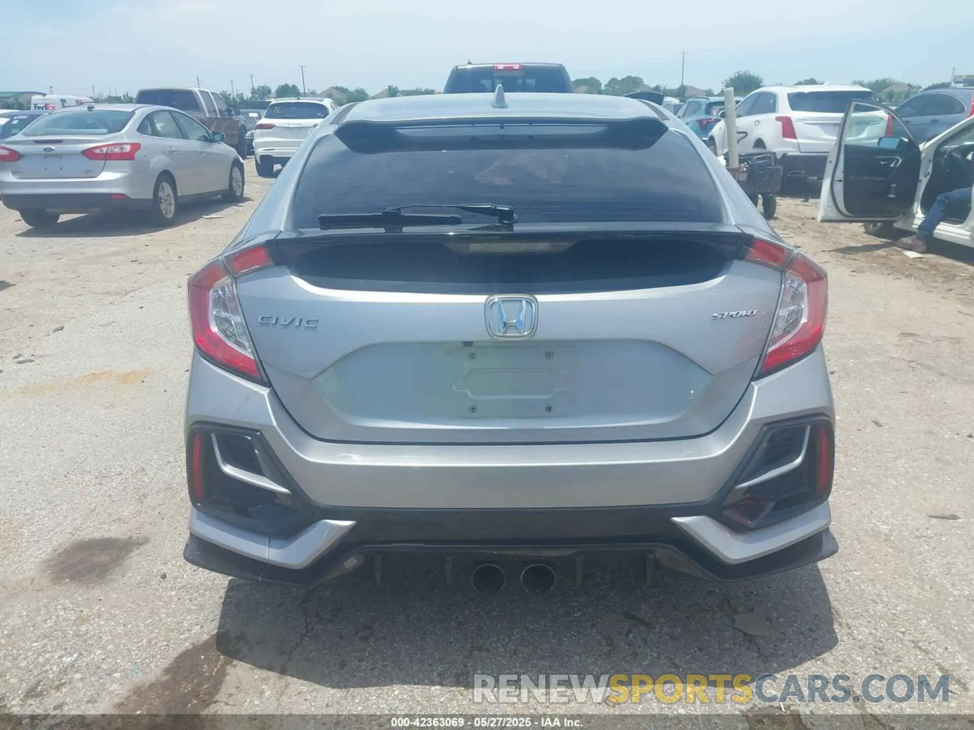 17 Photograph of a damaged car SHHFK7H4XMU214150 HONDA CIVIC 2021