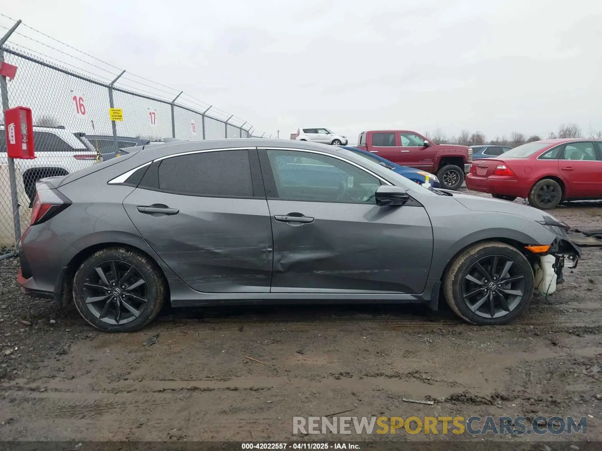 14 Photograph of a damaged car SHHFK7H61MU213051 HONDA CIVIC 2021