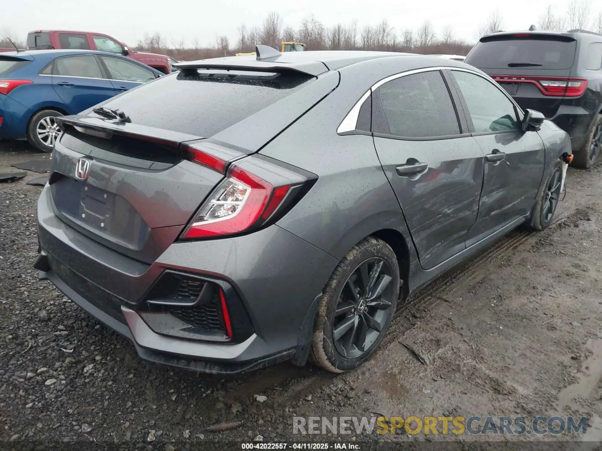 4 Photograph of a damaged car SHHFK7H61MU213051 HONDA CIVIC 2021