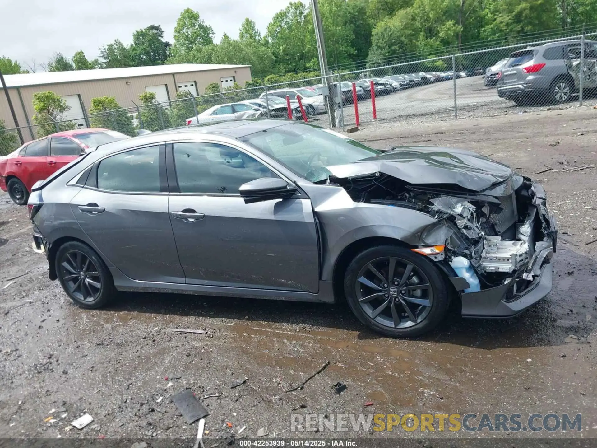 13 Photograph of a damaged car SHHFK7H61MU217844 HONDA CIVIC 2021