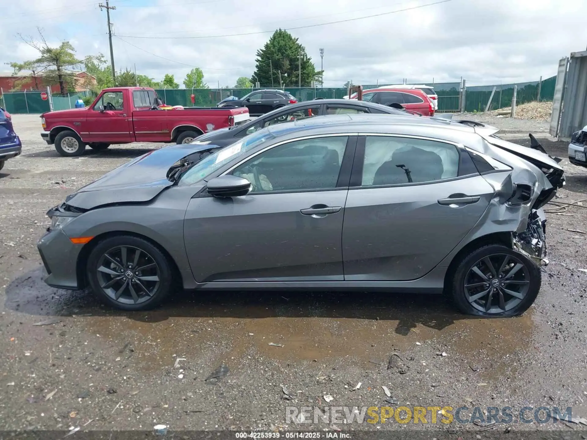 14 Photograph of a damaged car SHHFK7H61MU217844 HONDA CIVIC 2021