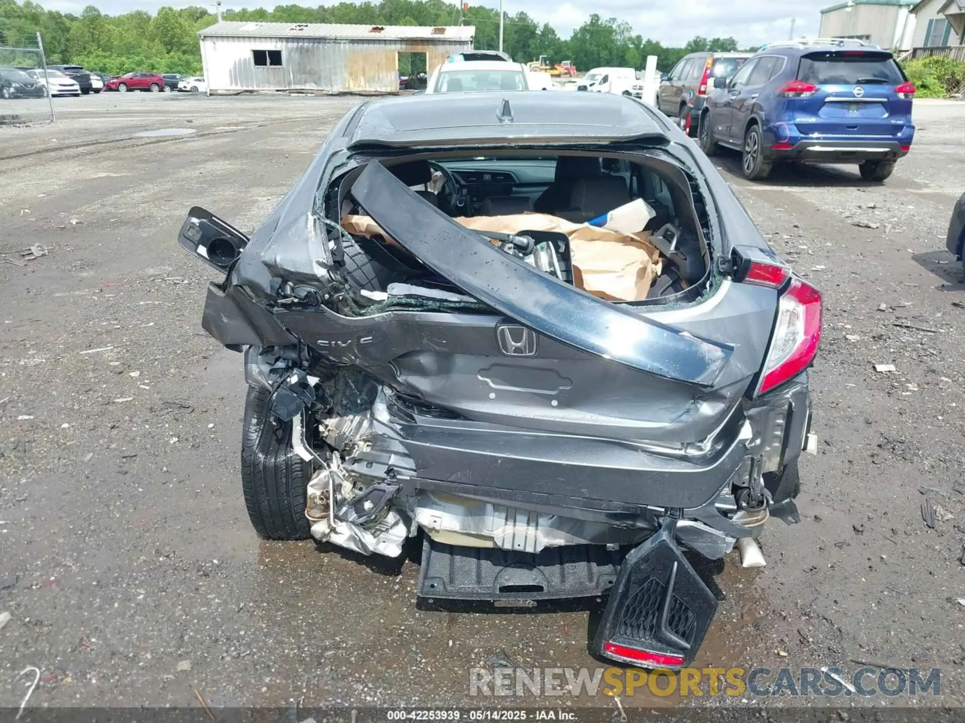 16 Photograph of a damaged car SHHFK7H61MU217844 HONDA CIVIC 2021