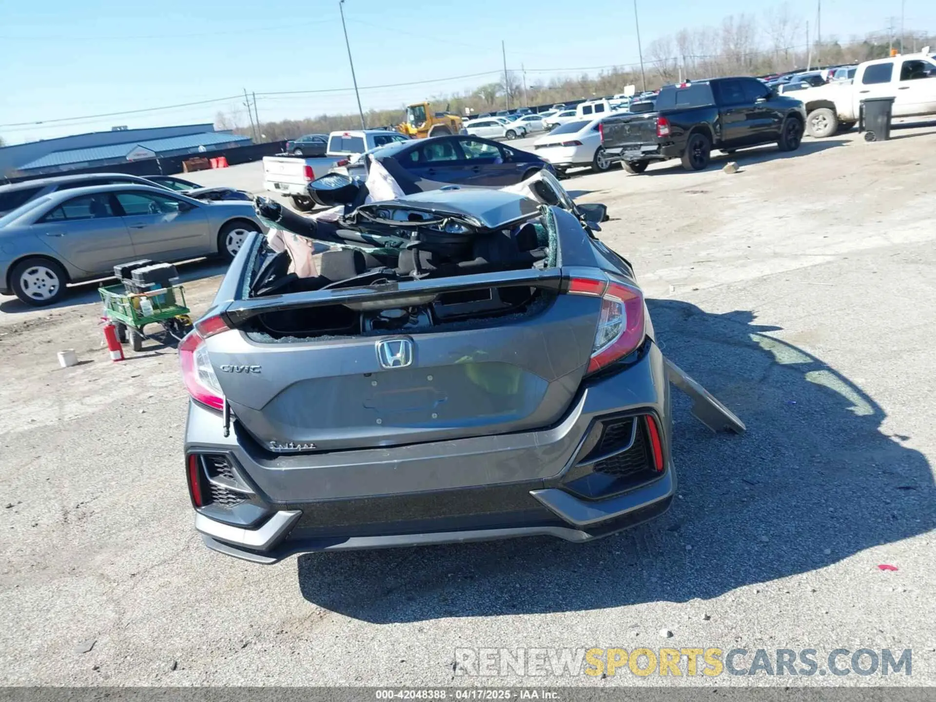 16 Photograph of a damaged car SHHFK7H61MU227077 HONDA CIVIC 2021