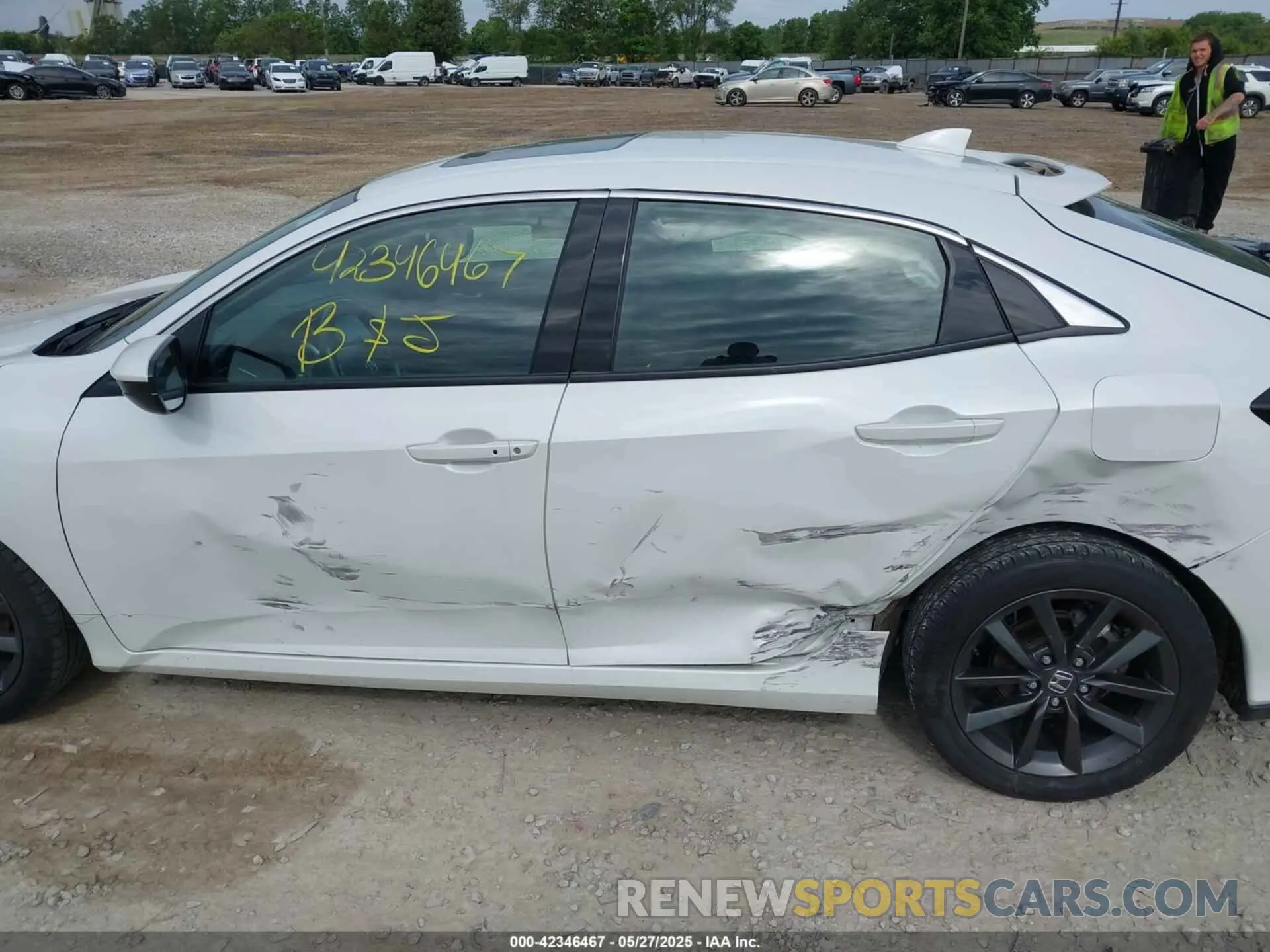 14 Photograph of a damaged car SHHFK7H61MU228598 HONDA CIVIC 2021