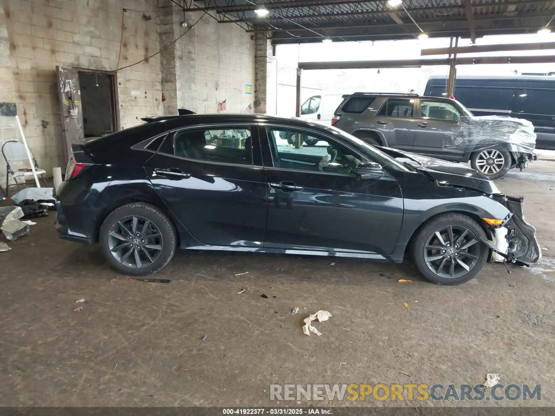 14 Photograph of a damaged car SHHFK7H61MU415825 HONDA CIVIC 2021