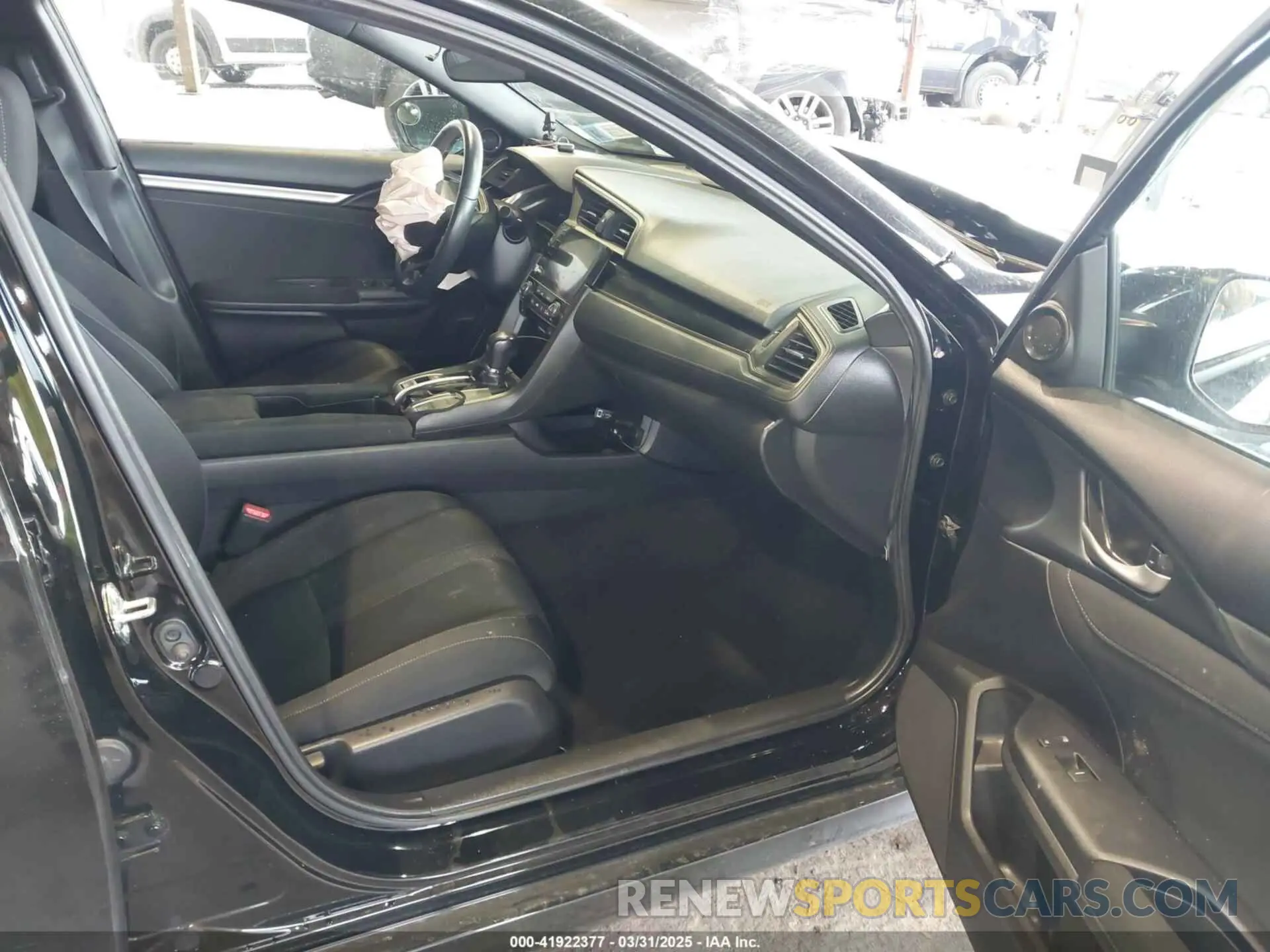 5 Photograph of a damaged car SHHFK7H61MU415825 HONDA CIVIC 2021