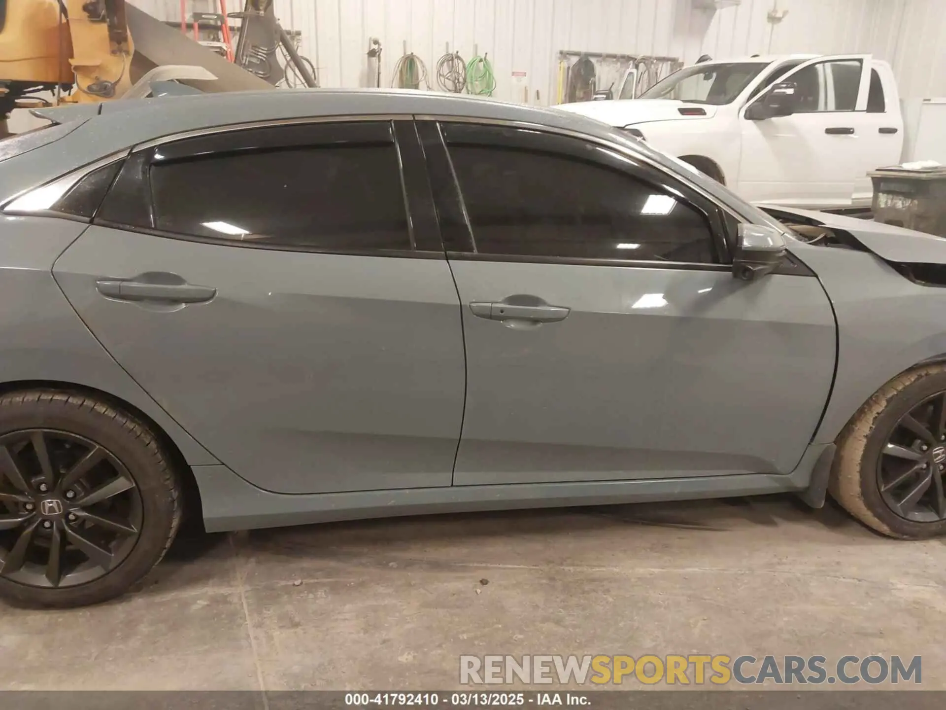 13 Photograph of a damaged car SHHFK7H62MU231445 HONDA CIVIC 2021