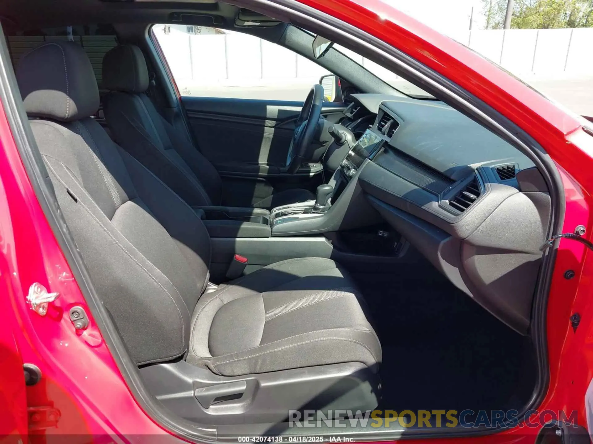 5 Photograph of a damaged car SHHFK7H62MU406017 HONDA CIVIC 2021