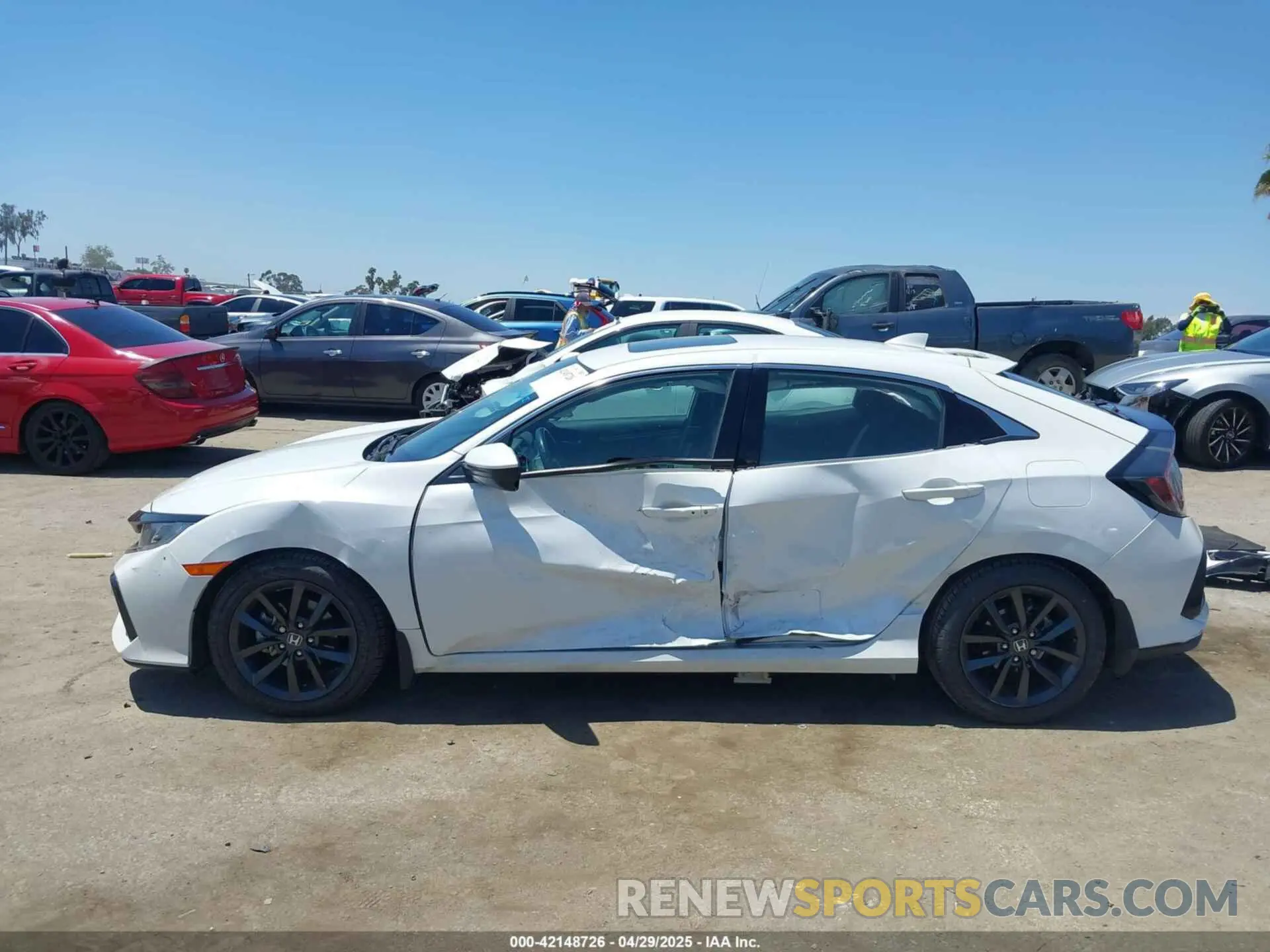 14 Photograph of a damaged car SHHFK7H62MU408933 HONDA CIVIC 2021