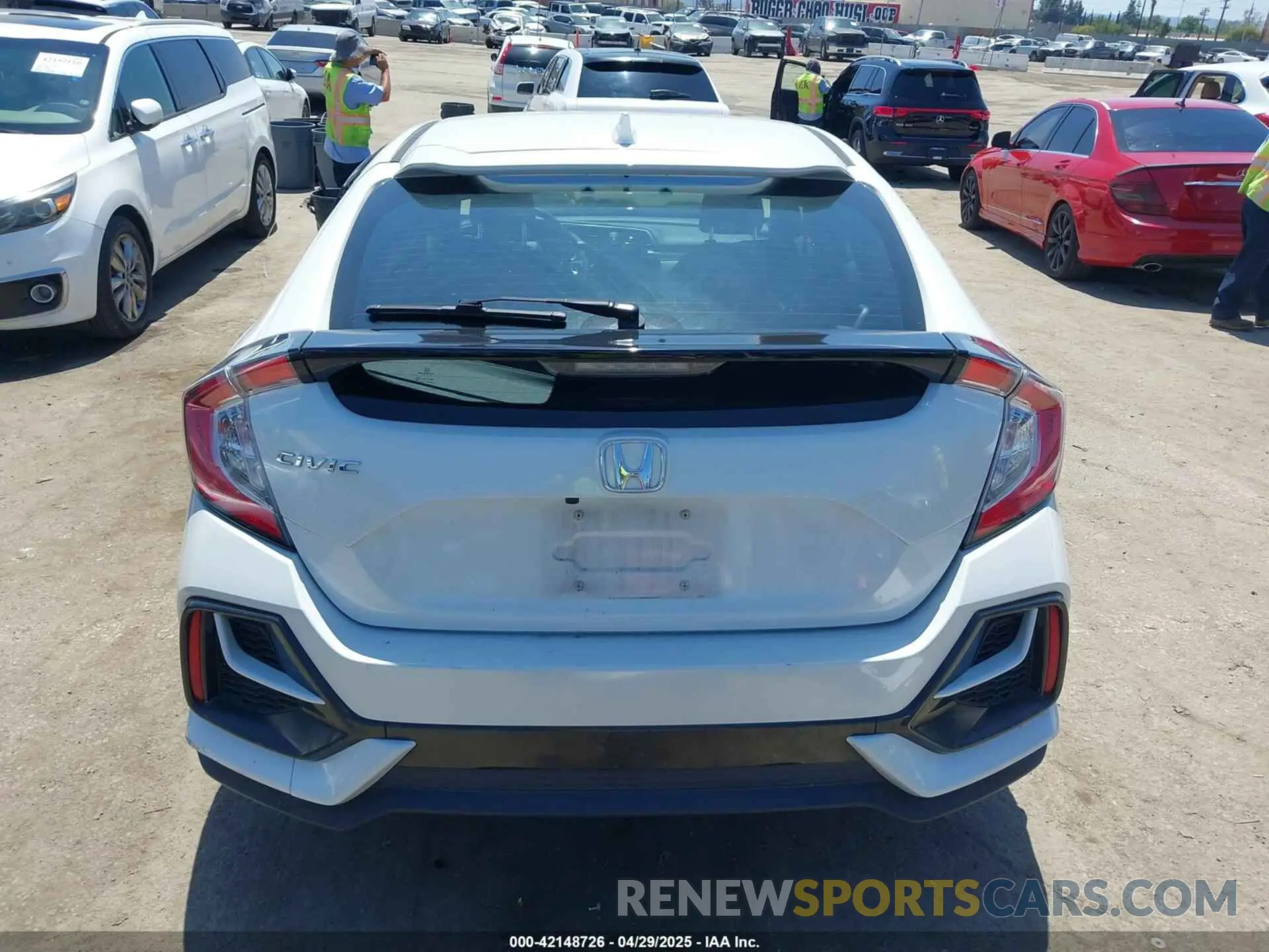16 Photograph of a damaged car SHHFK7H62MU408933 HONDA CIVIC 2021