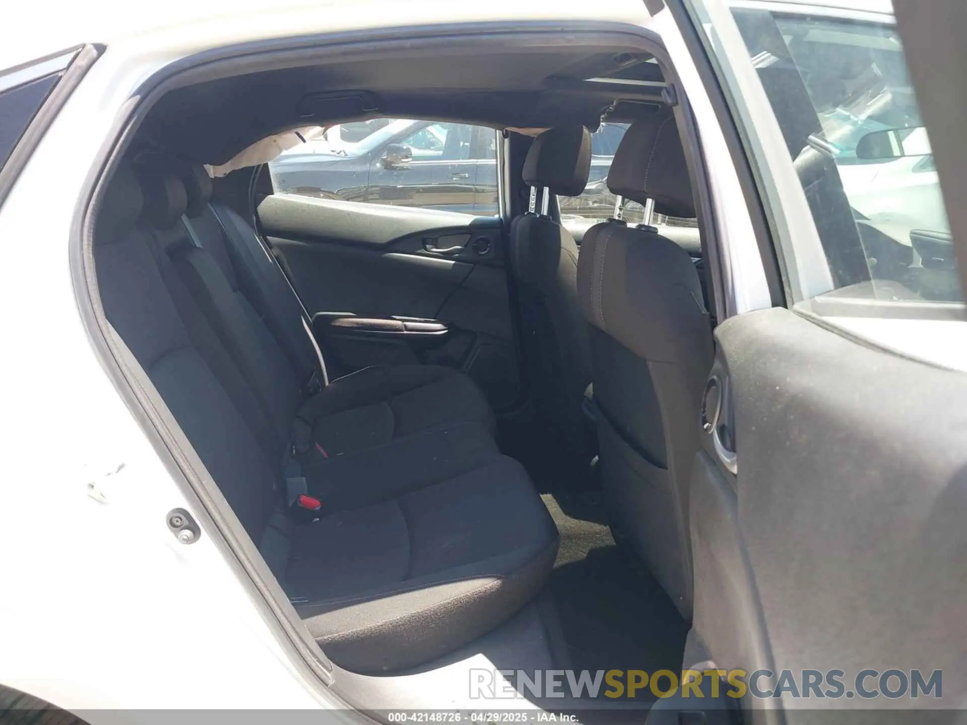 8 Photograph of a damaged car SHHFK7H62MU408933 HONDA CIVIC 2021