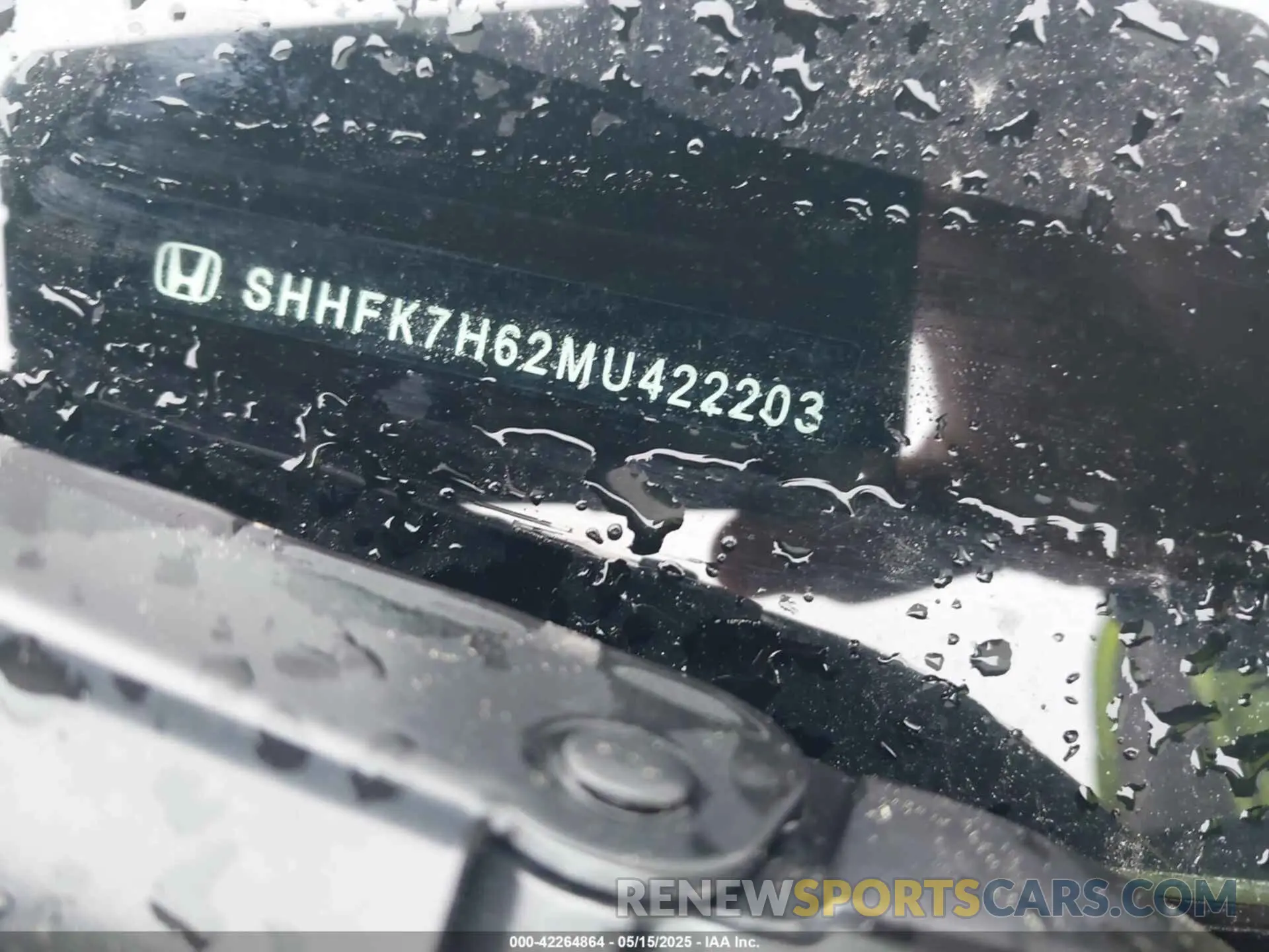 17 Photograph of a damaged car SHHFK7H62MU422203 HONDA CIVIC 2021