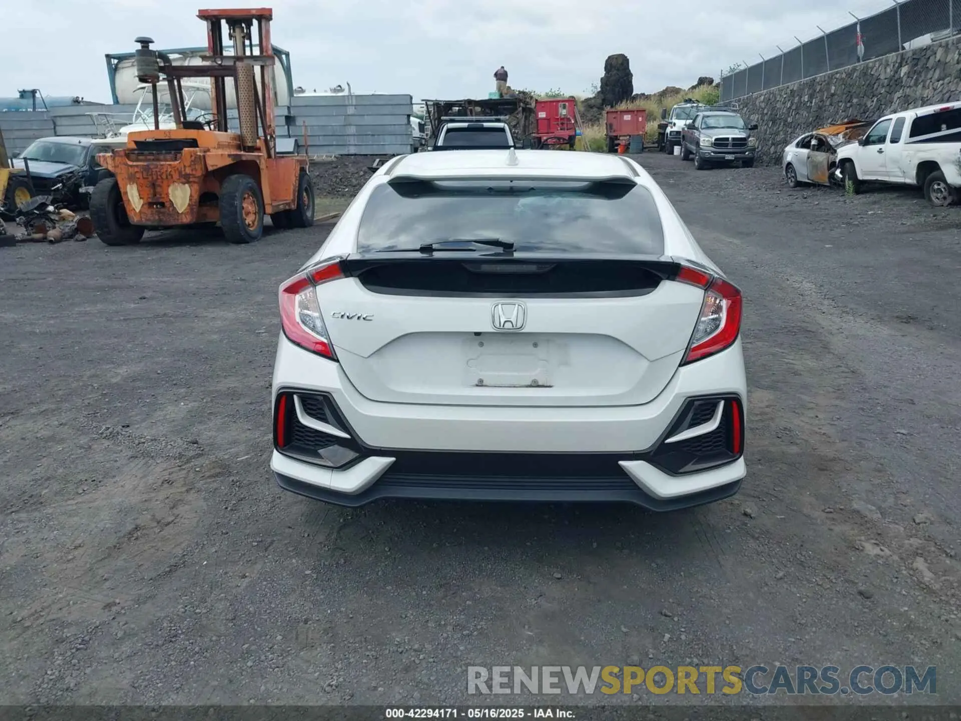 16 Photograph of a damaged car SHHFK7H63MU215867 HONDA CIVIC 2021
