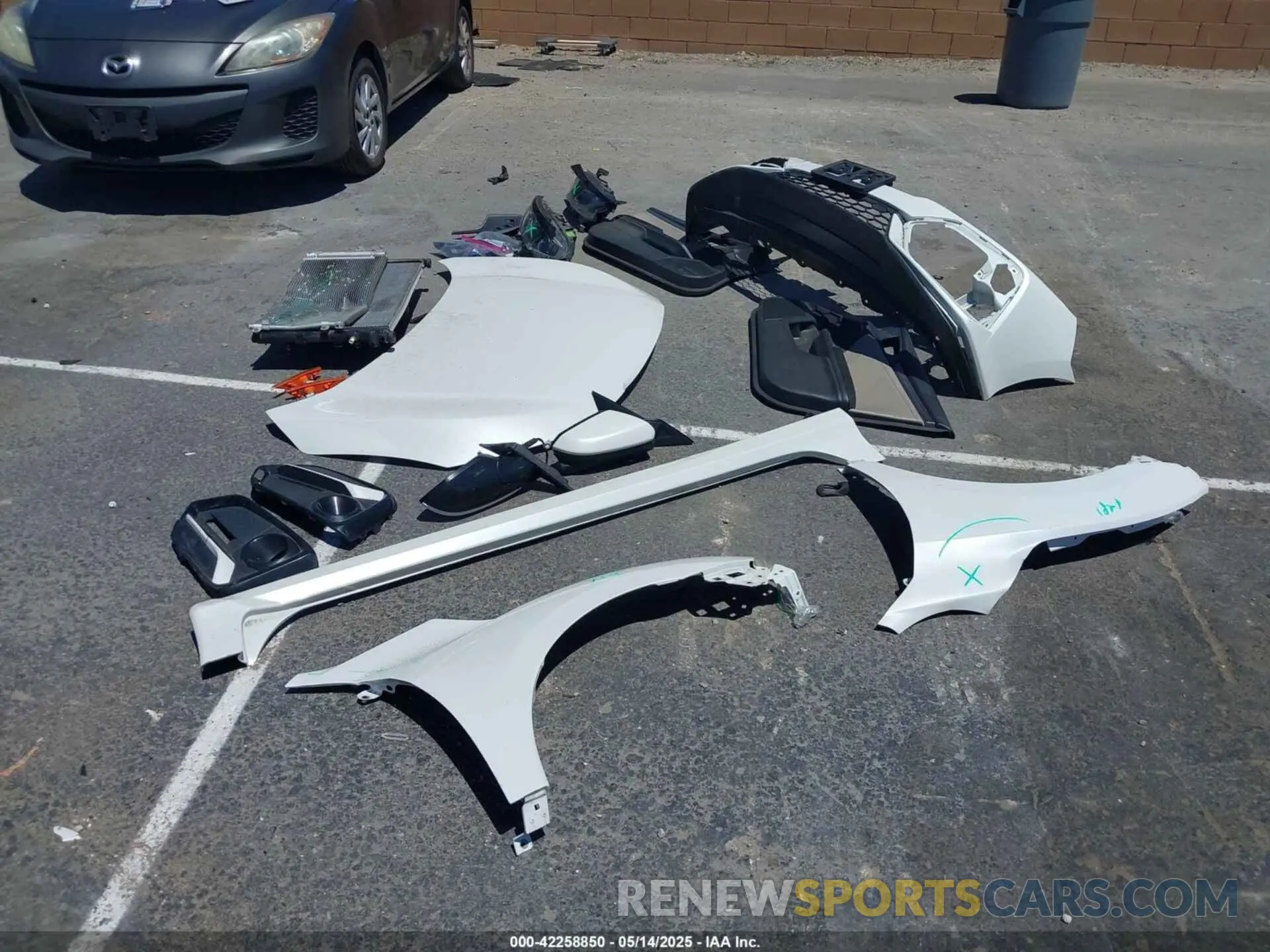 12 Photograph of a damaged car SHHFK7H64MU207325 HONDA CIVIC 2021