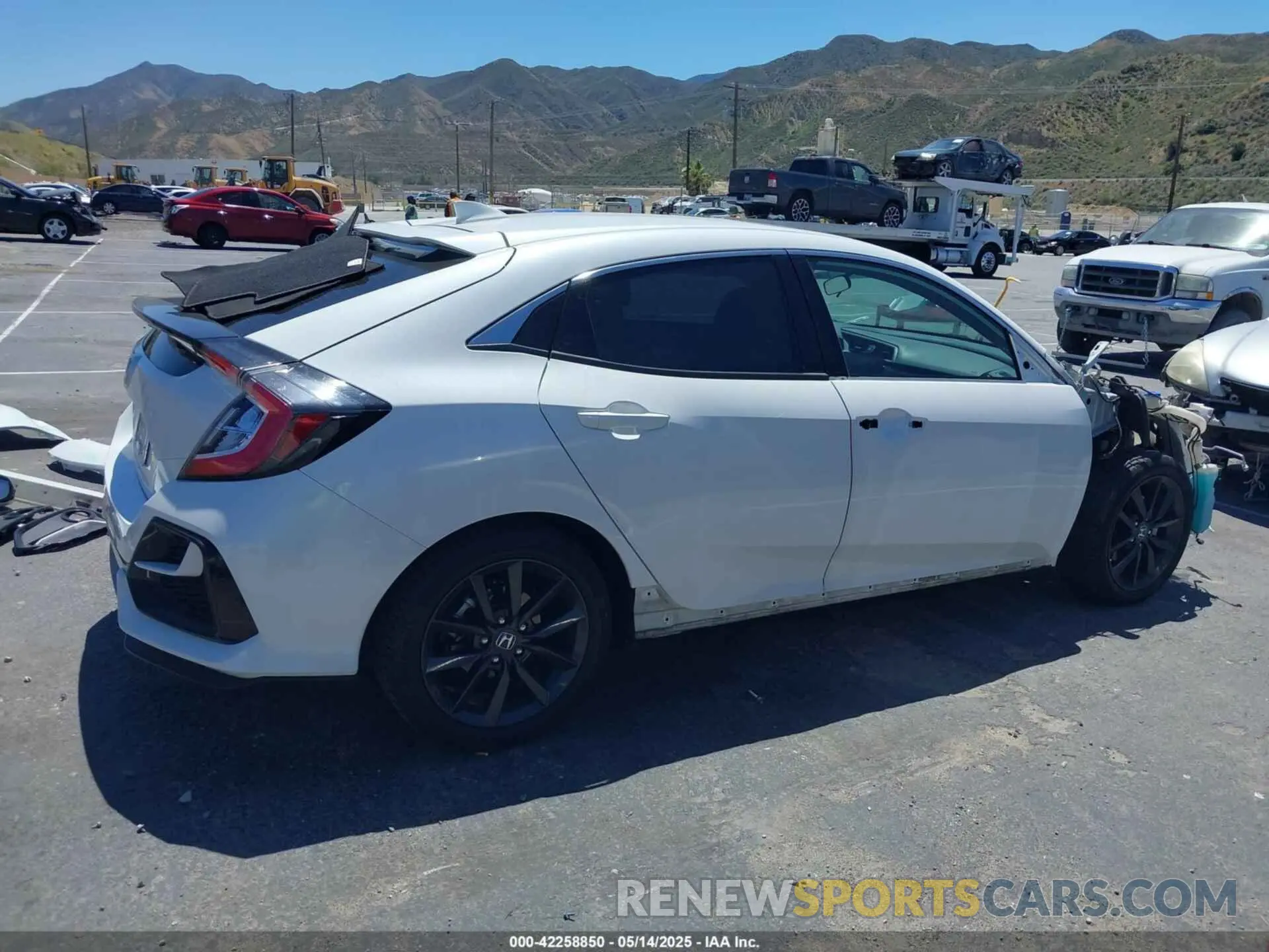 14 Photograph of a damaged car SHHFK7H64MU207325 HONDA CIVIC 2021