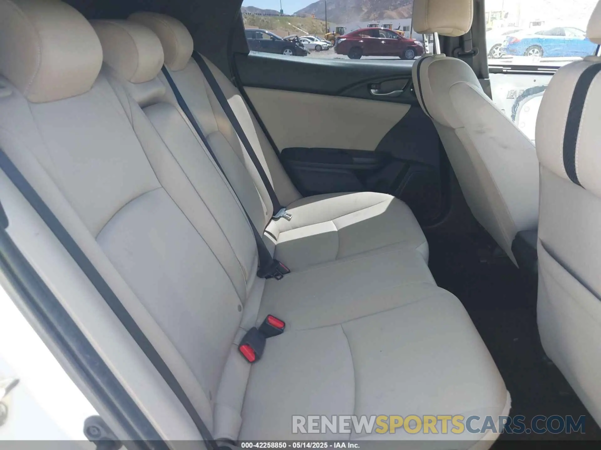 8 Photograph of a damaged car SHHFK7H64MU207325 HONDA CIVIC 2021