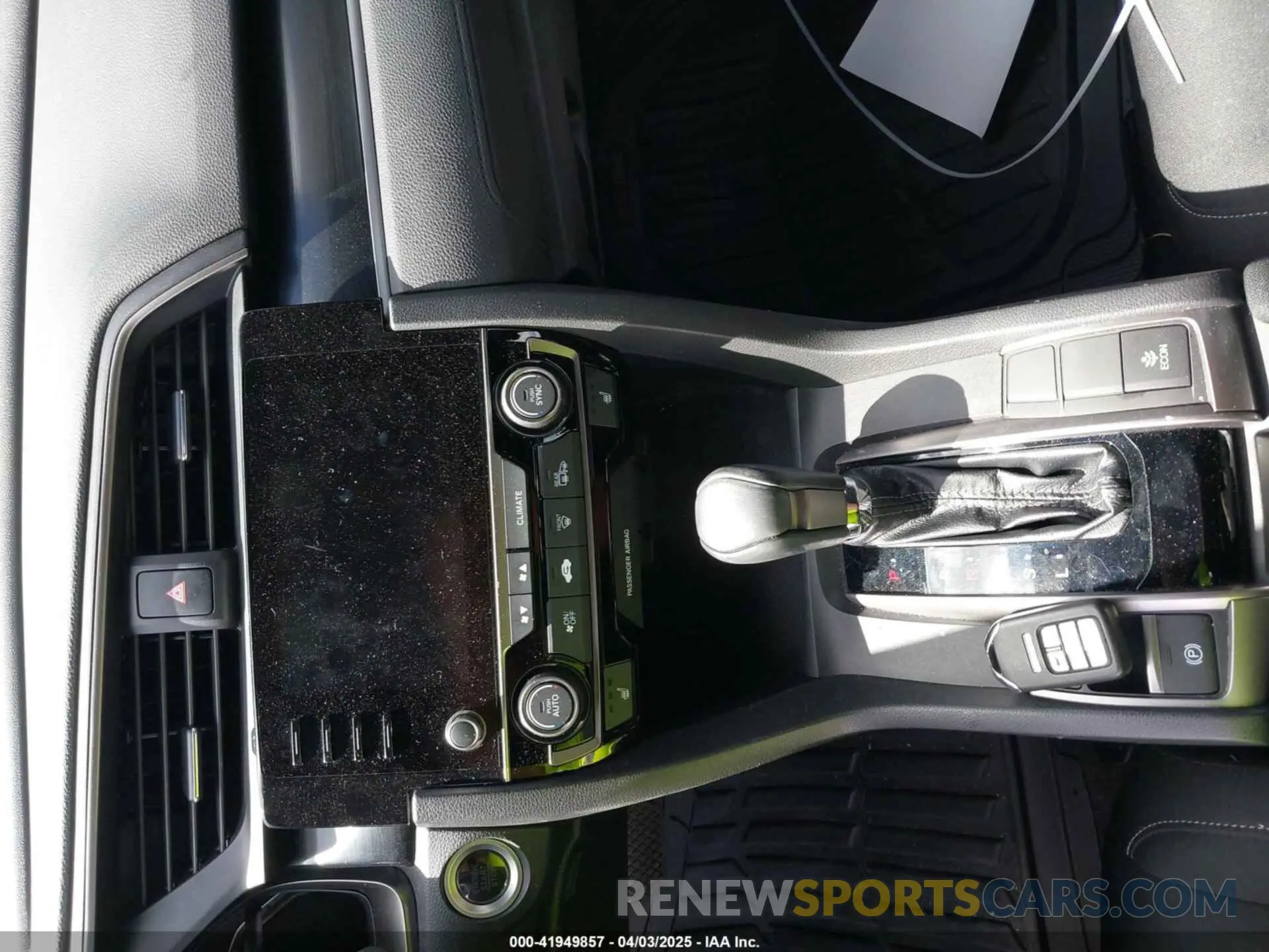 11 Photograph of a damaged car SHHFK7H64MU408691 HONDA CIVIC 2021