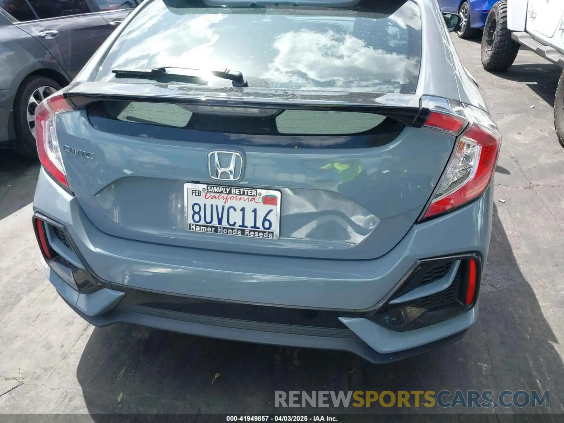 17 Photograph of a damaged car SHHFK7H64MU408691 HONDA CIVIC 2021