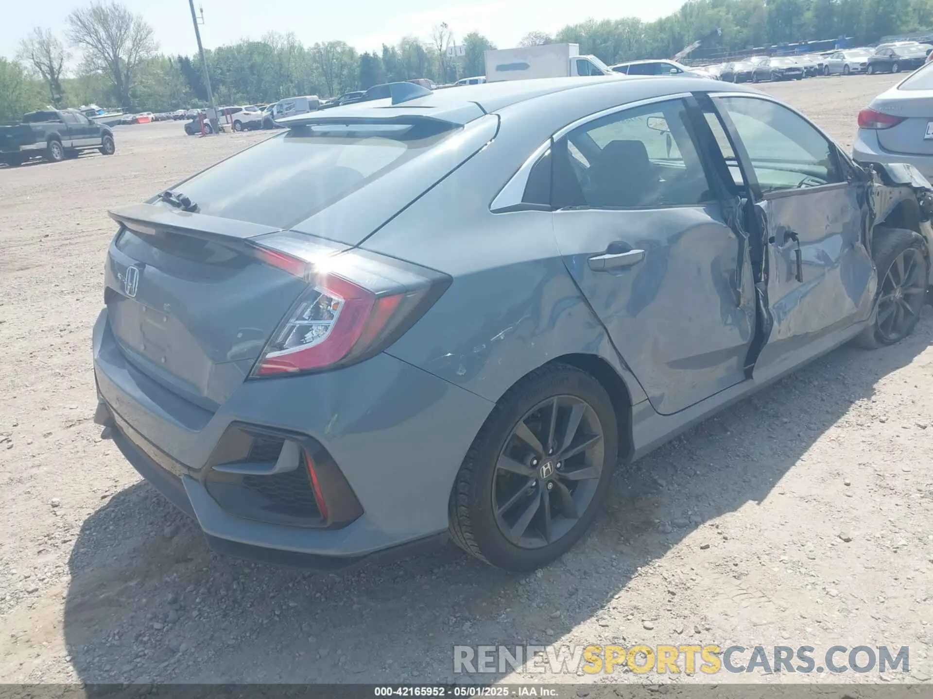 4 Photograph of a damaged car SHHFK7H64MU425457 HONDA CIVIC 2021