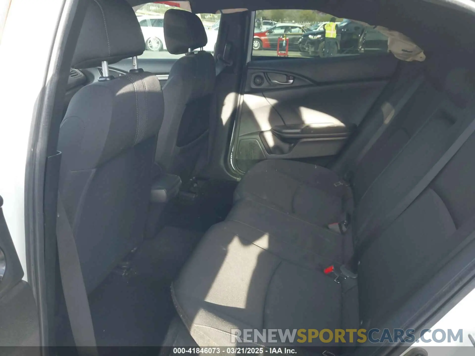 8 Photograph of a damaged car SHHFK7H65MU404956 HONDA CIVIC 2021