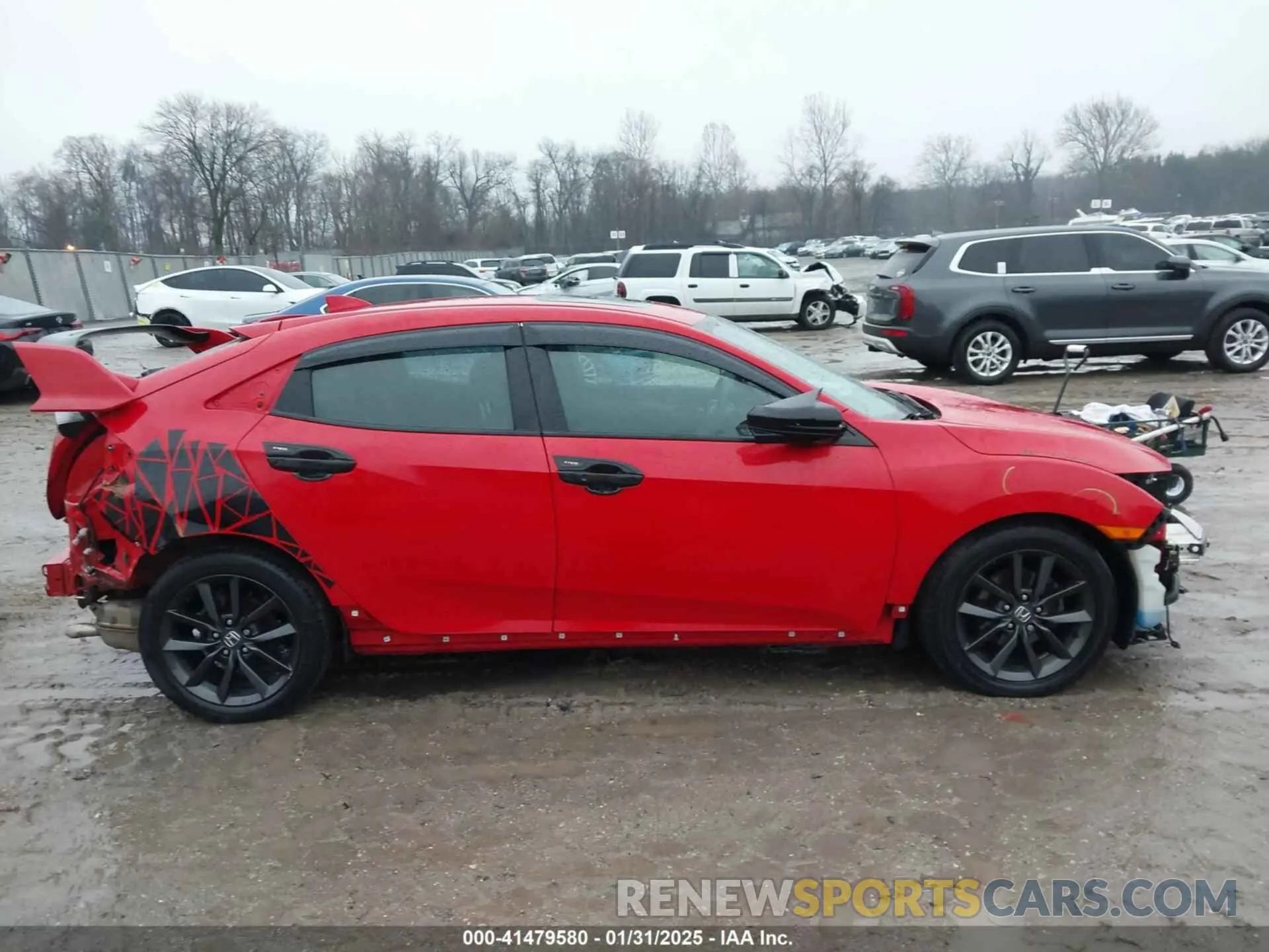 13 Photograph of a damaged car SHHFK7H66MU404187 HONDA CIVIC 2021