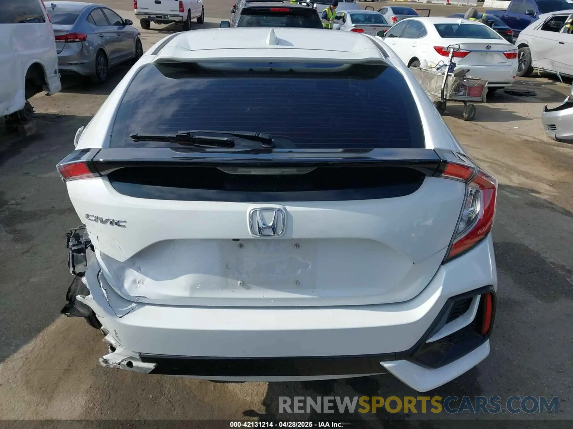 17 Photograph of a damaged car SHHFK7H66MU414699 HONDA CIVIC 2021