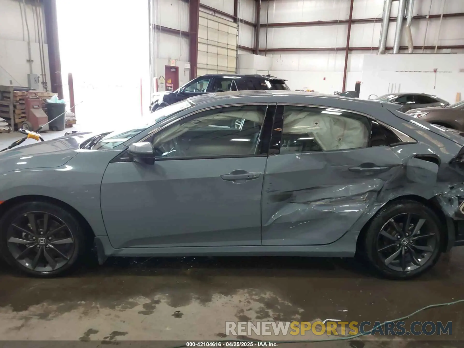 14 Photograph of a damaged car SHHFK7H69MN224234 HONDA CIVIC 2021