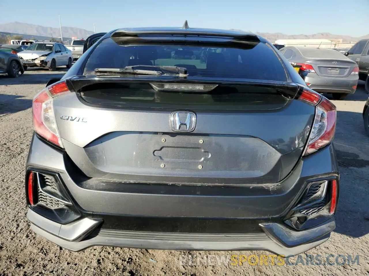 6 Photograph of a damaged car SHHFK7H69MU219793 HONDA CIVIC 2021
