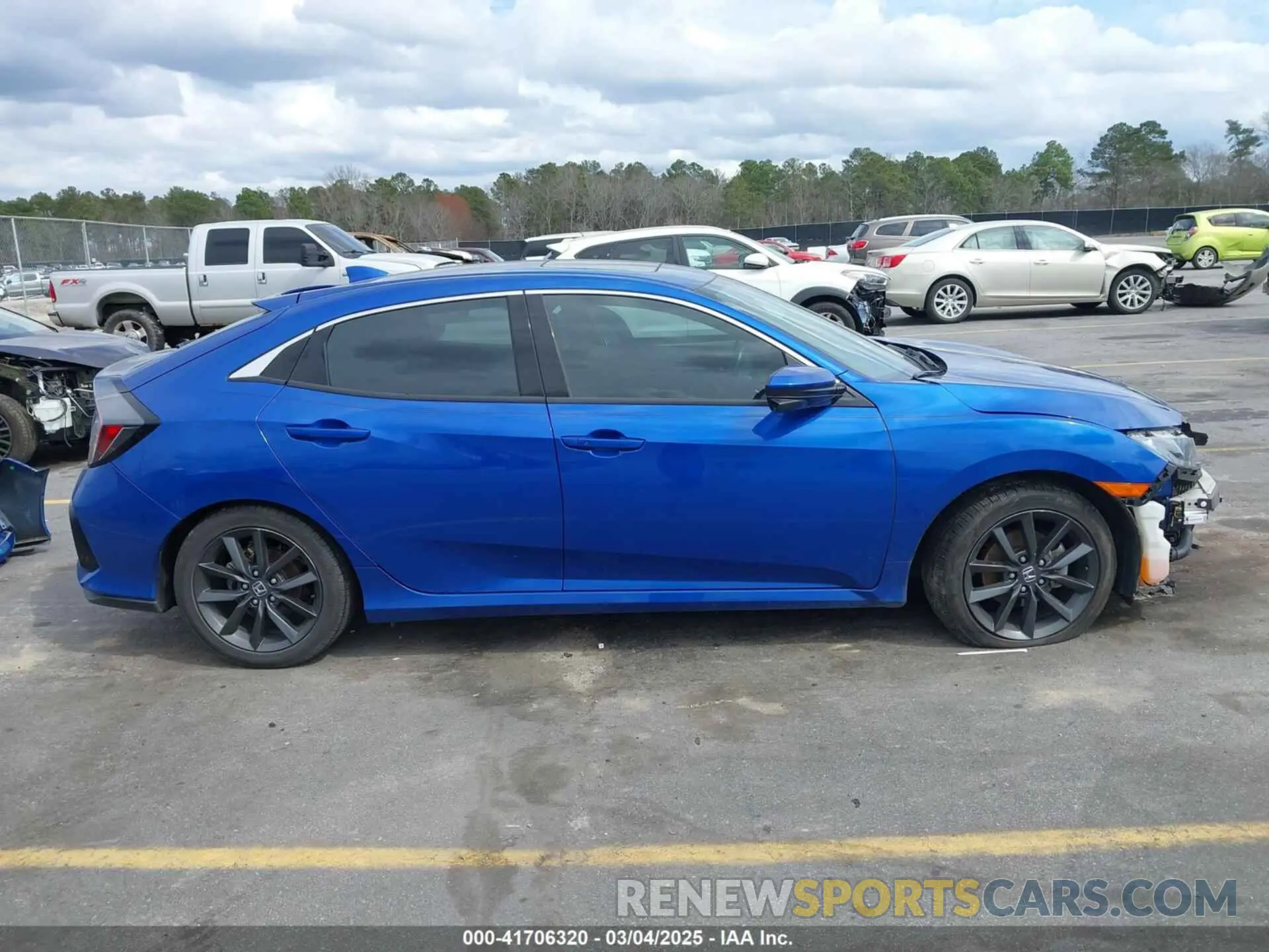 14 Photograph of a damaged car SHHFK7H69MU220569 HONDA CIVIC 2021
