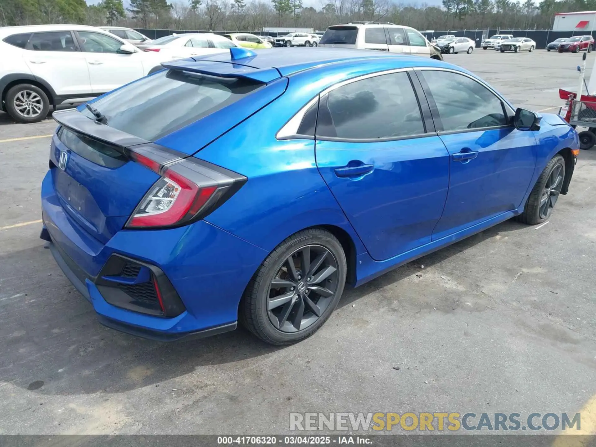 4 Photograph of a damaged car SHHFK7H69MU220569 HONDA CIVIC 2021