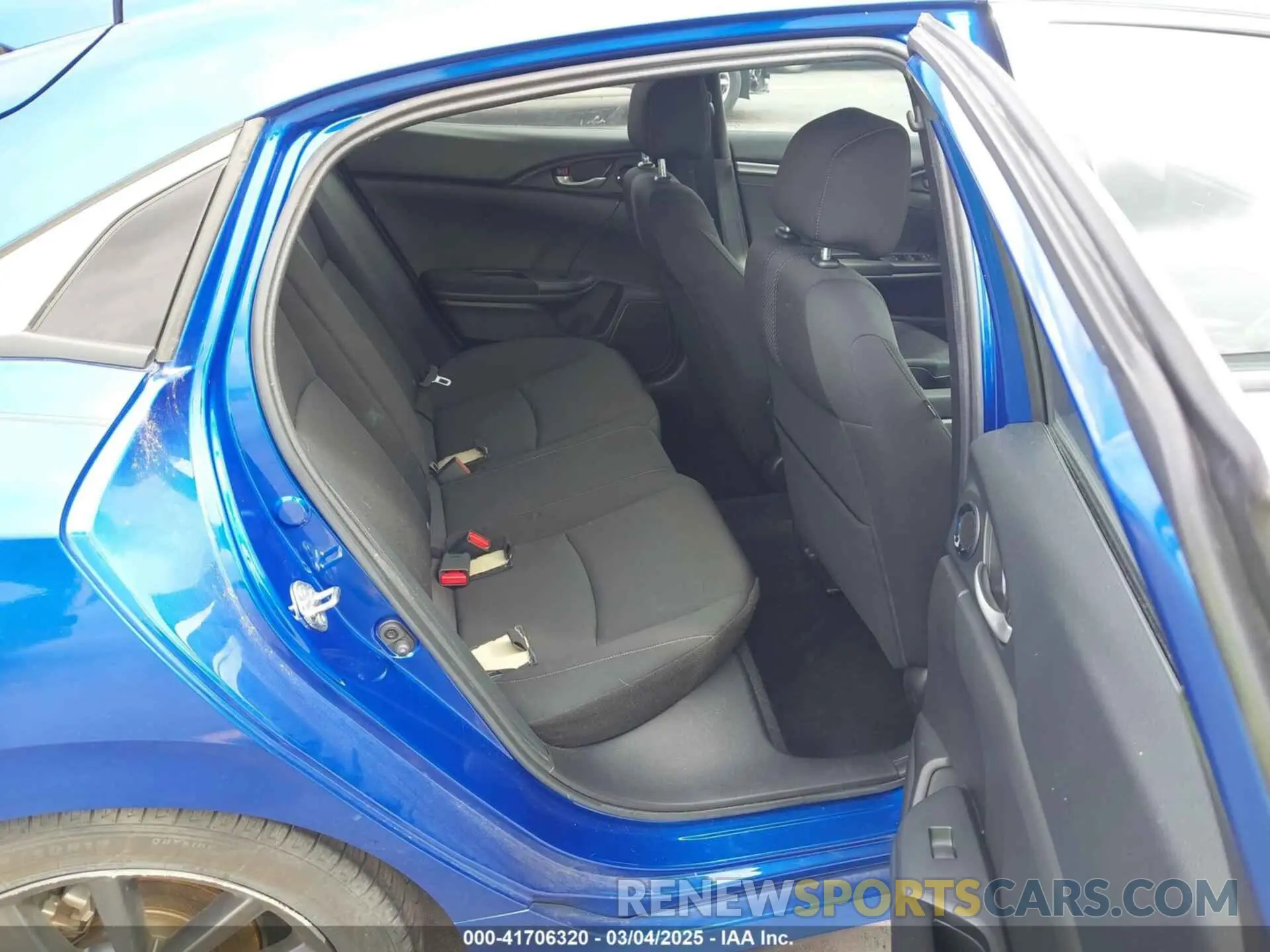 8 Photograph of a damaged car SHHFK7H69MU220569 HONDA CIVIC 2021