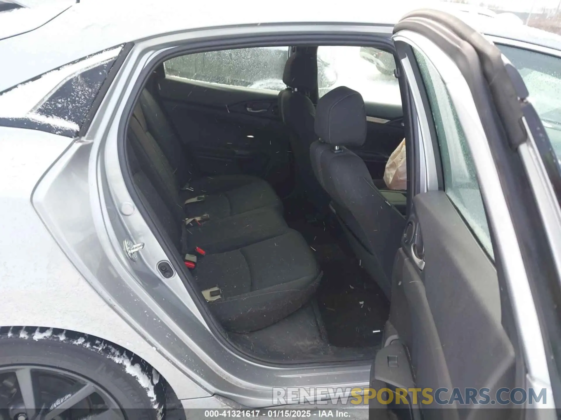 8 Photograph of a damaged car SHHFK7H69MU410484 HONDA CIVIC 2021