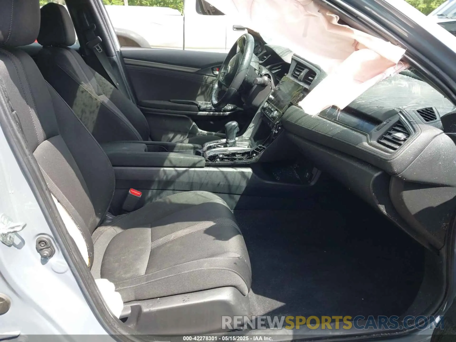 5 Photograph of a damaged car SHHFK7H69MU411909 HONDA CIVIC 2021