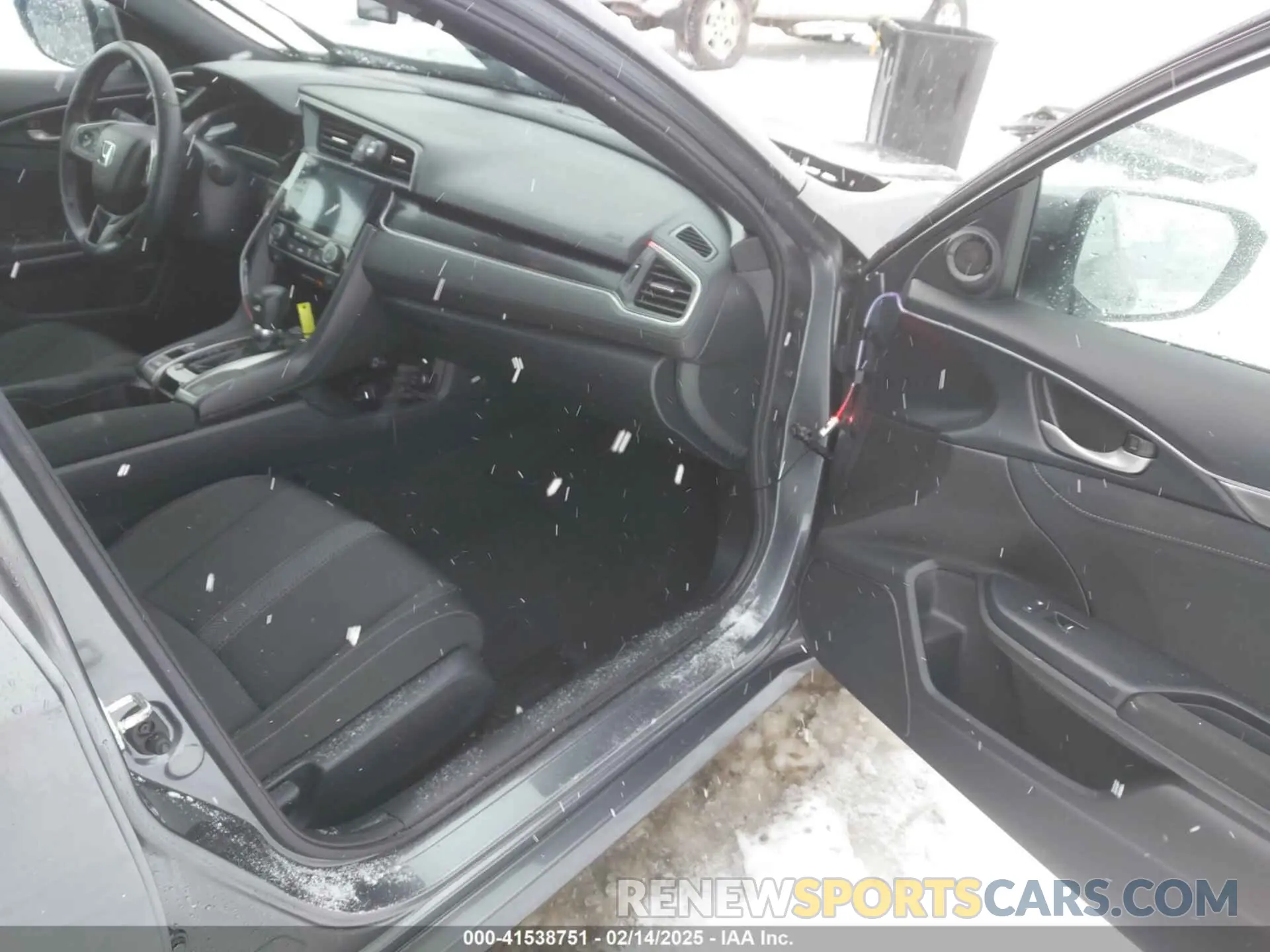 5 Photograph of a damaged car SHHFK7H6XMU425883 HONDA CIVIC 2021