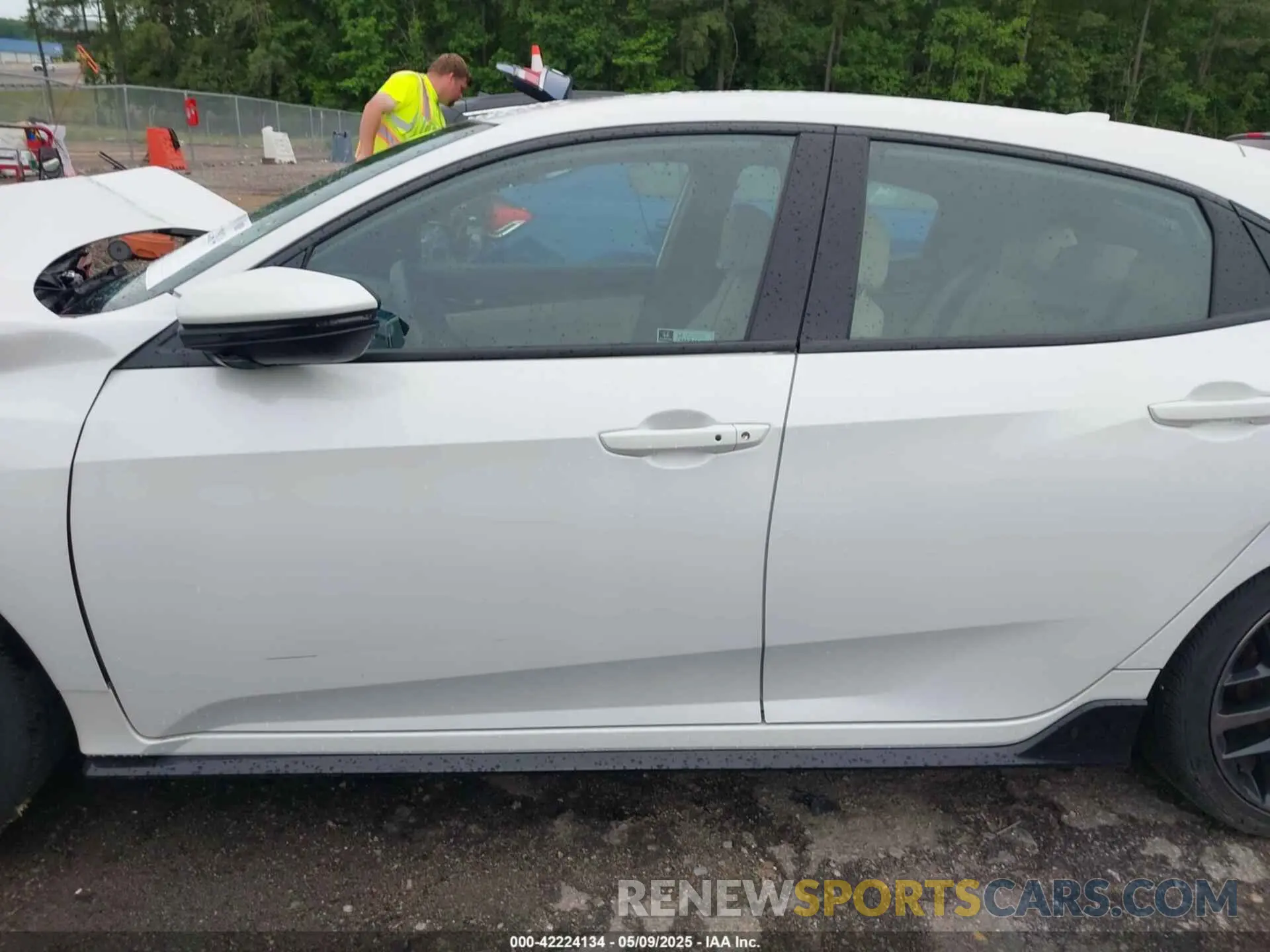 15 Photograph of a damaged car SHHFK7H90MU405121 HONDA CIVIC 2021